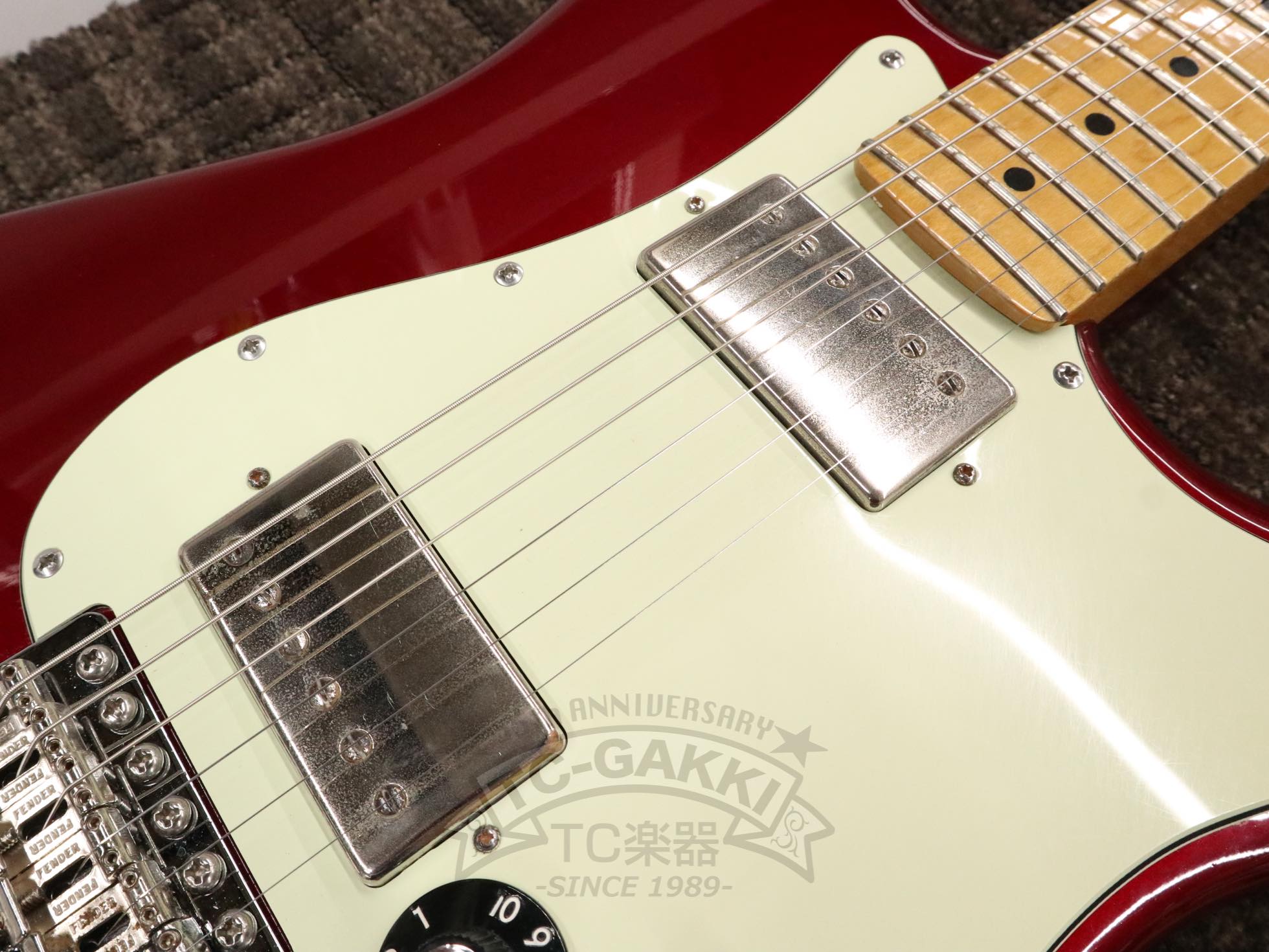 2010 Blacktop Stratocaster - TC楽器 - TCGAKKI