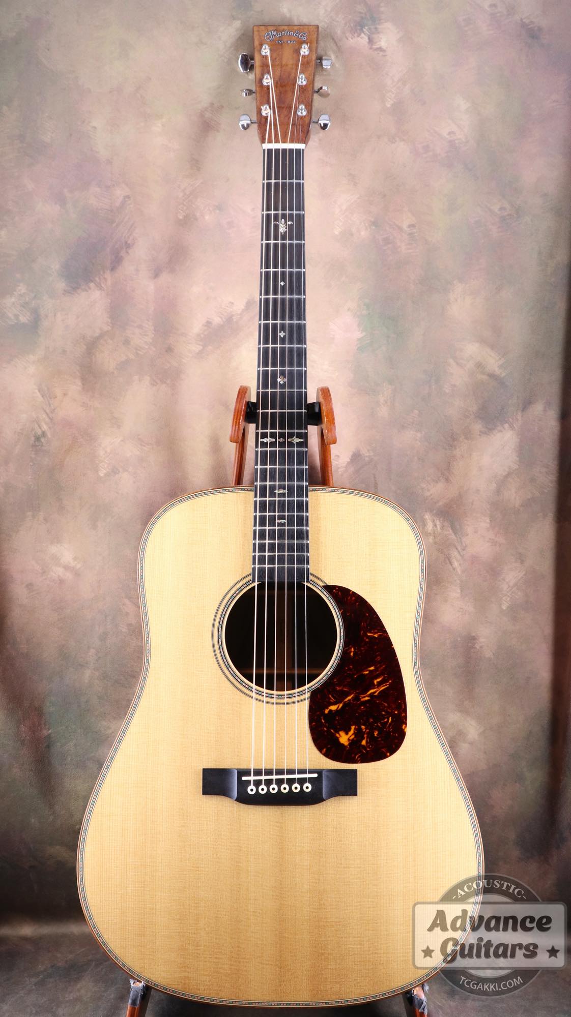 2015年製 Custom Shop D-28 Large Sound Hole