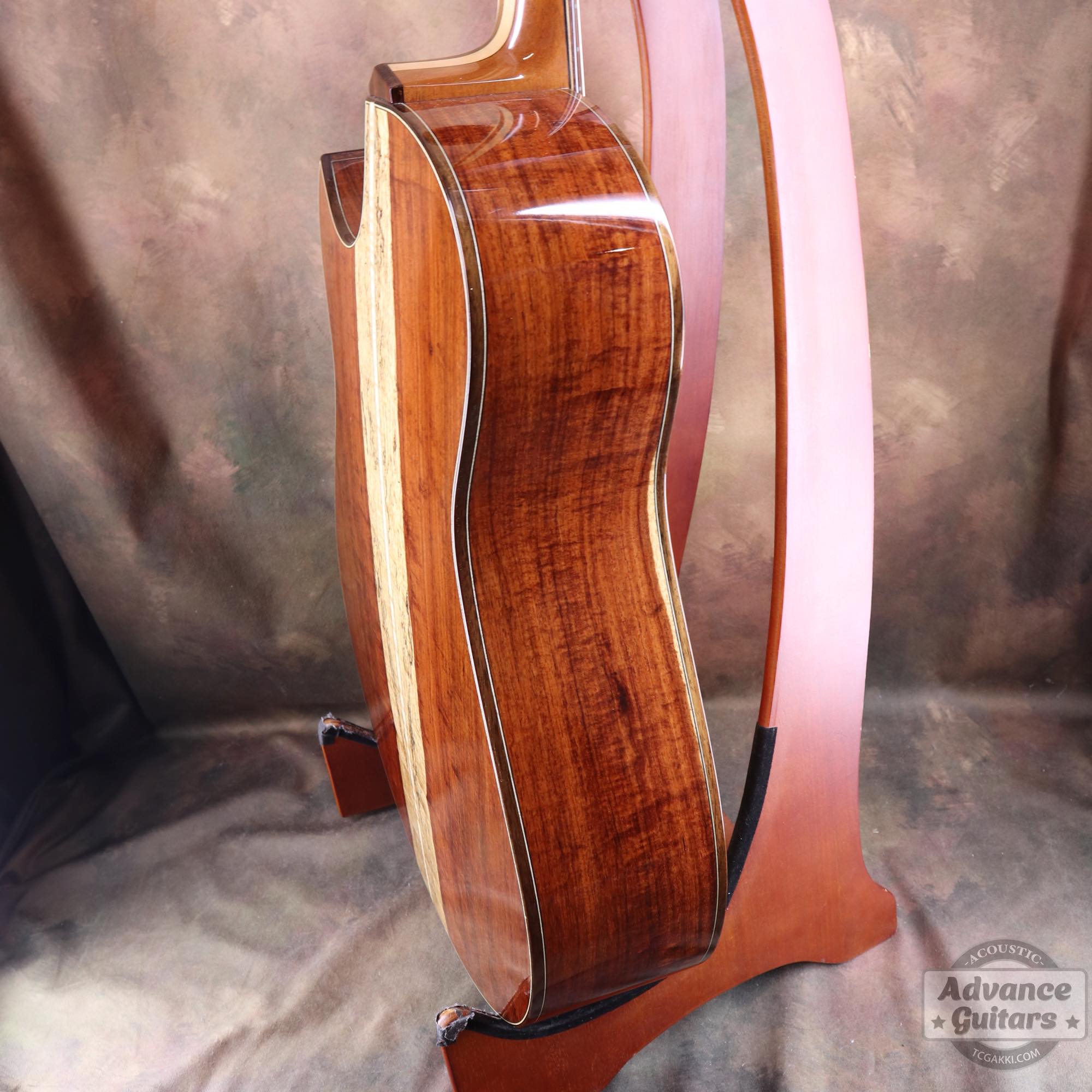 2019年製 97 OM the "Nine - Tailed Fox" - TC楽器 - TCGAKKI