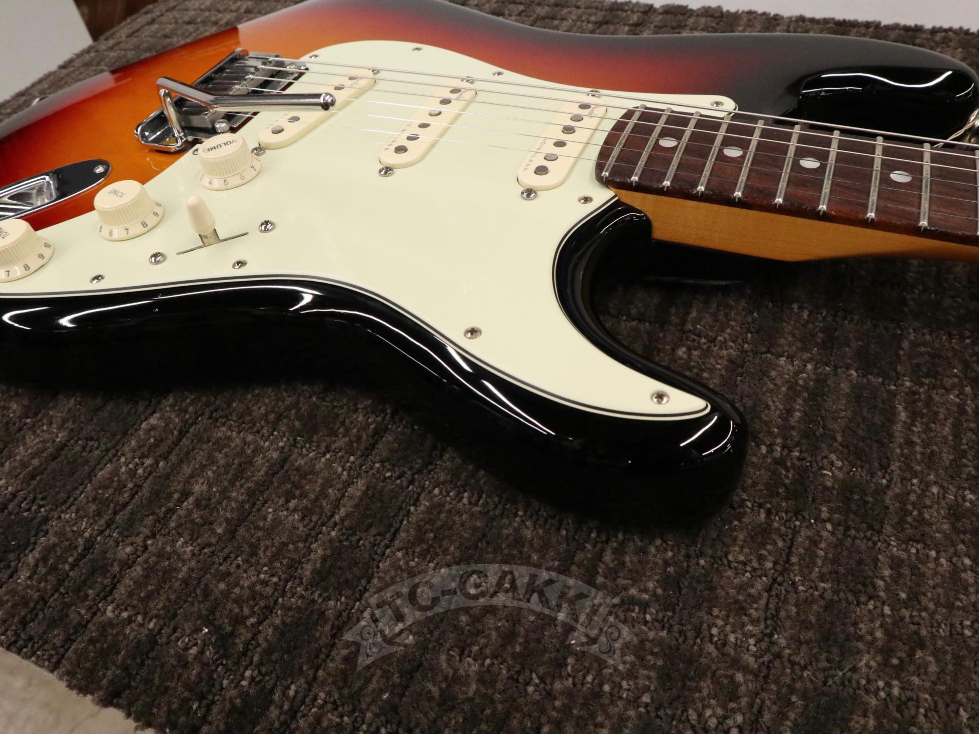 2019 American Ultra Stratocaster - TC楽器 - TCGAKKI