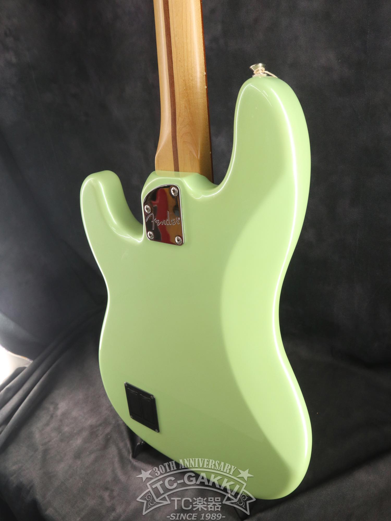 フェンダー　メキシコ　プレシジョンベース　スペシャル フェンダー・メキシコ工場で作られるプレシジョンベース【ベース