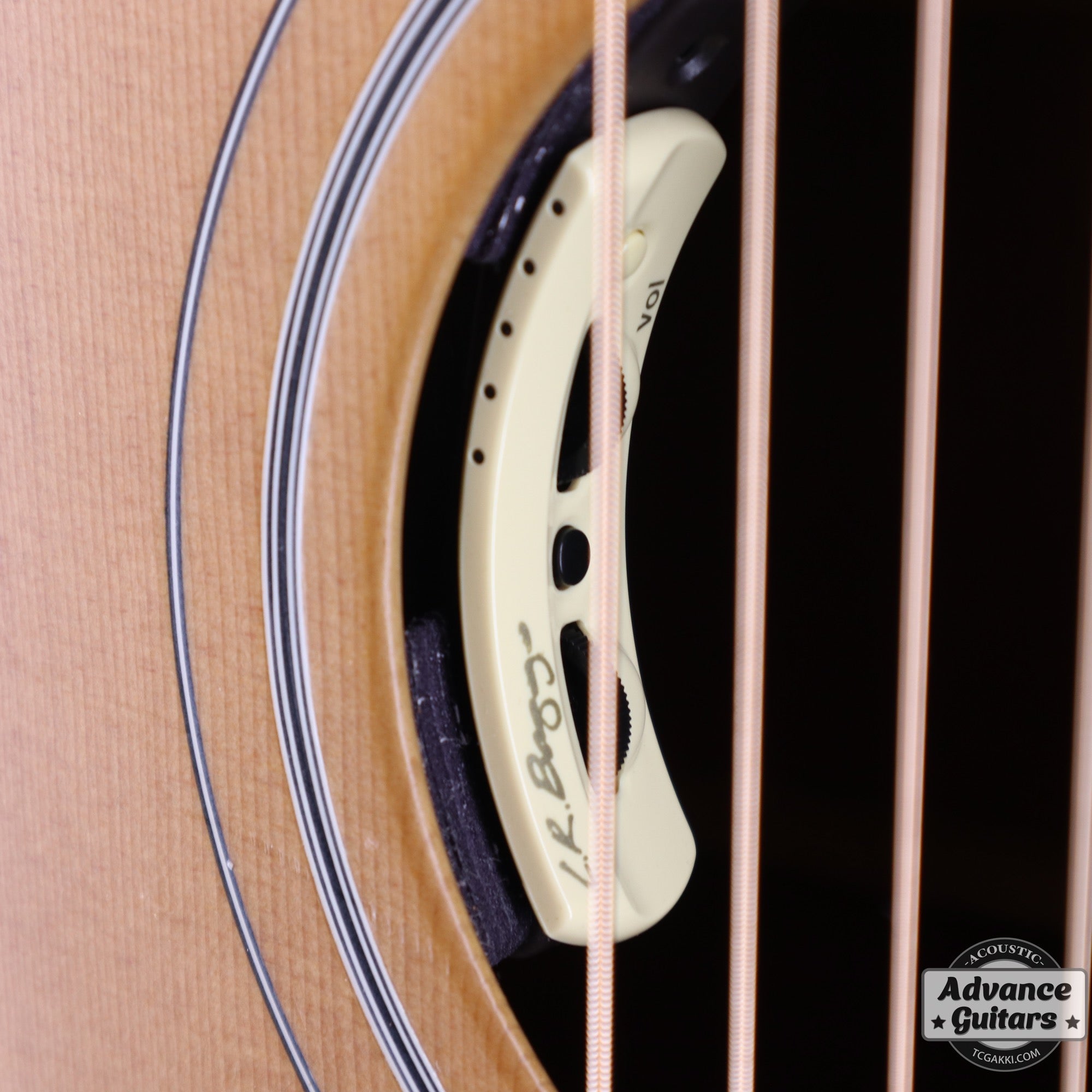 2019年製 F - 40 Standard Natural with L.R.Baggs Anthem - TC楽器 - TCGAKKI