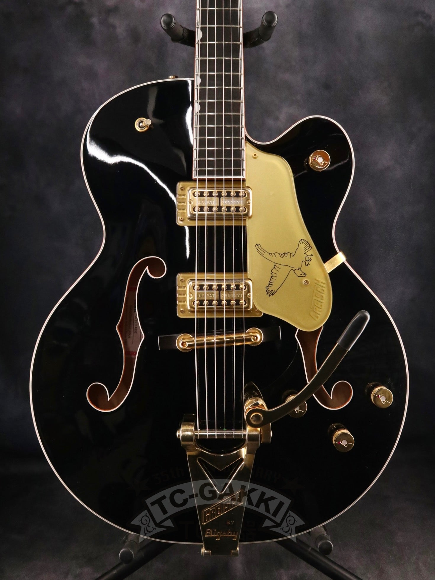 2019 G6136T Halcón negro