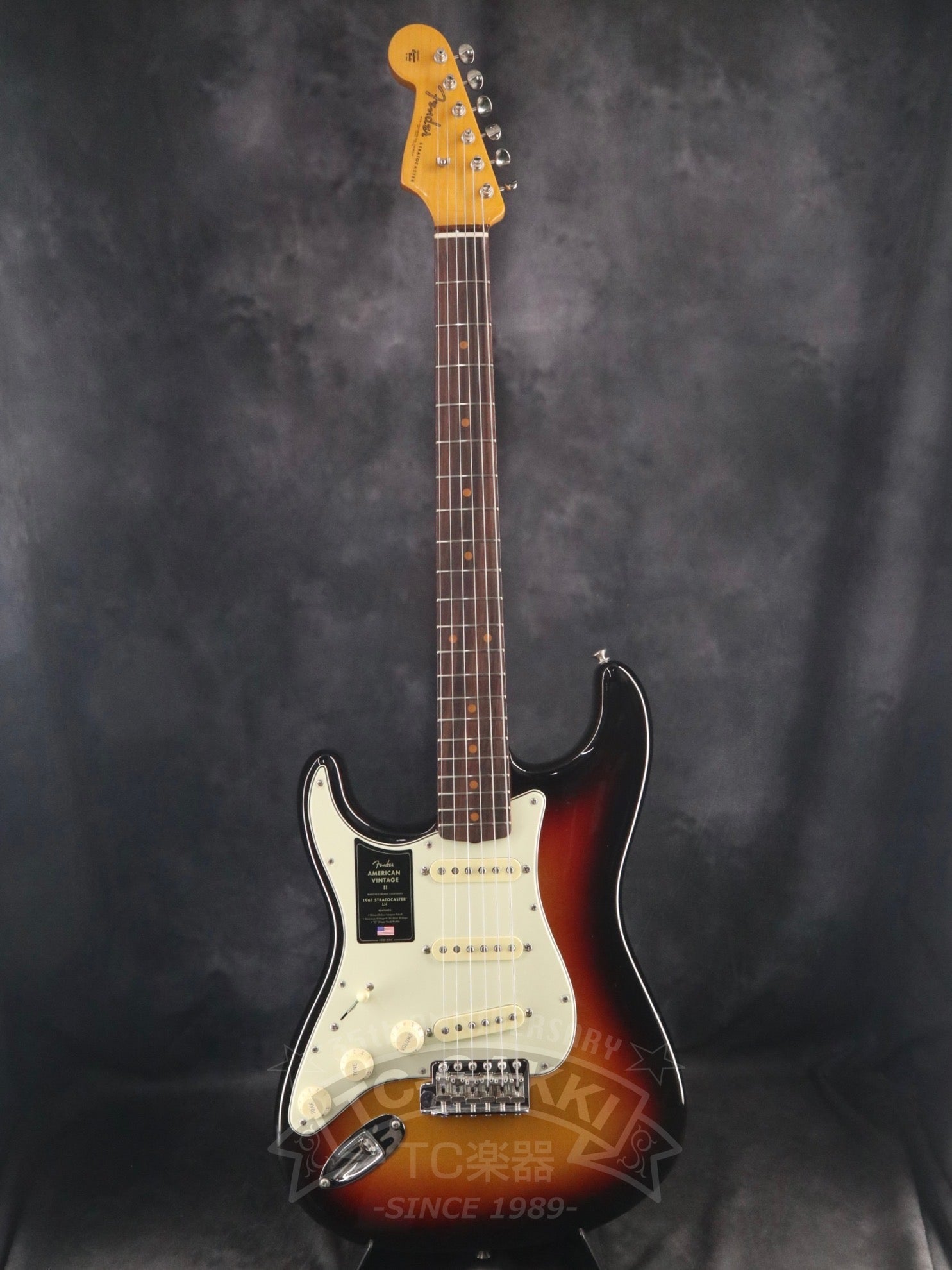 ギター fender American vintage ii 1961 lefty Fender USA American Vintage II 1961 Stratocaster Left-Hand(Fiesta