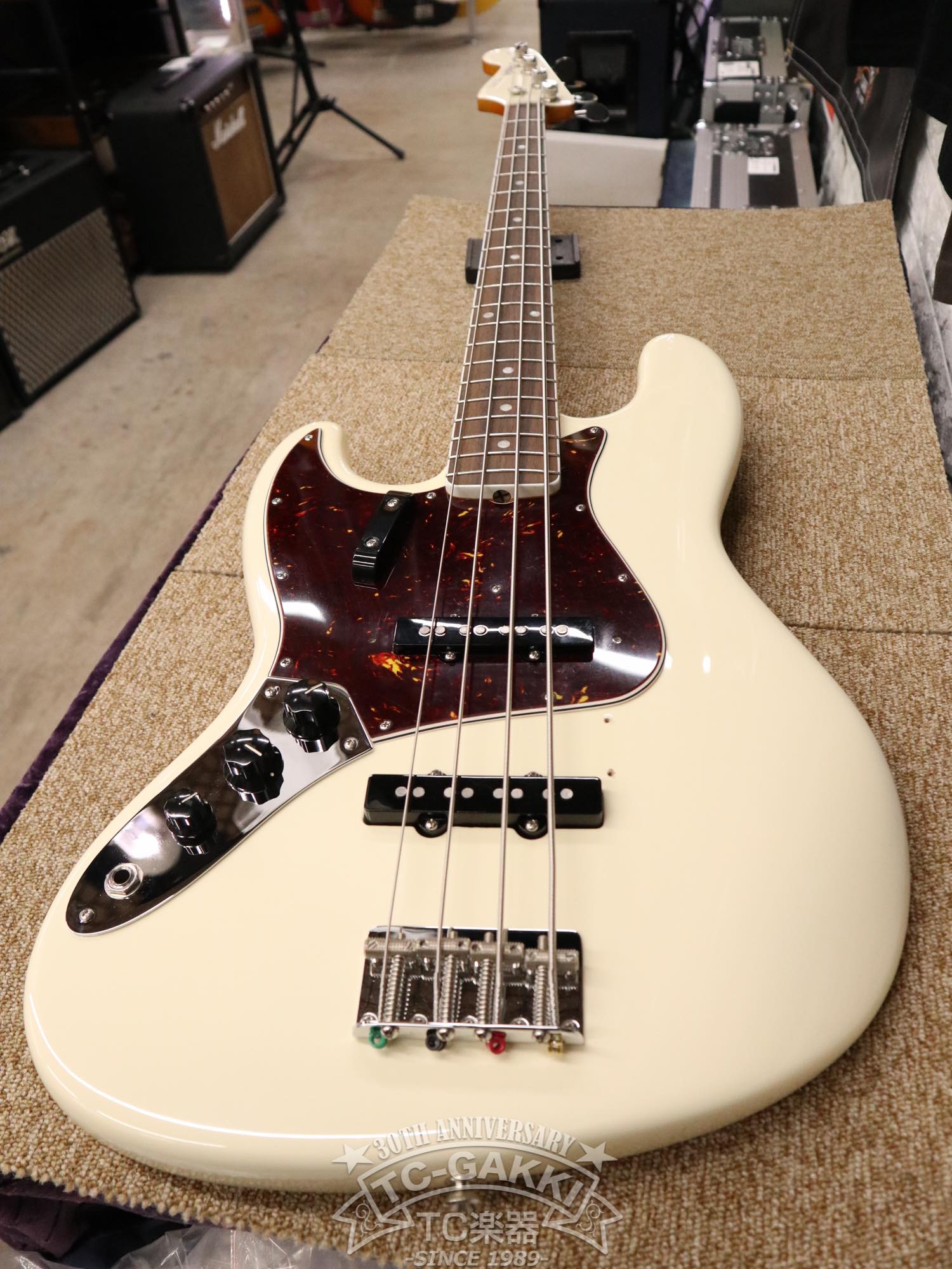 2022 Fender USA American Vintage II 1966 Jazz Bass LH