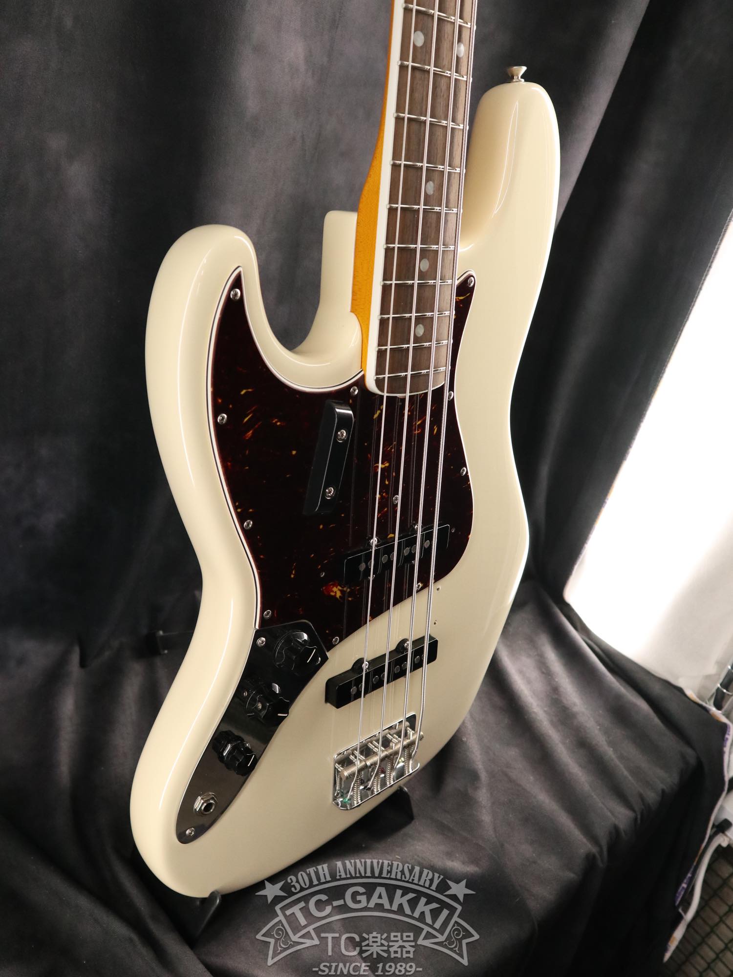 2022 Fender USA American Vintage II 1966 Jazz Bass LH