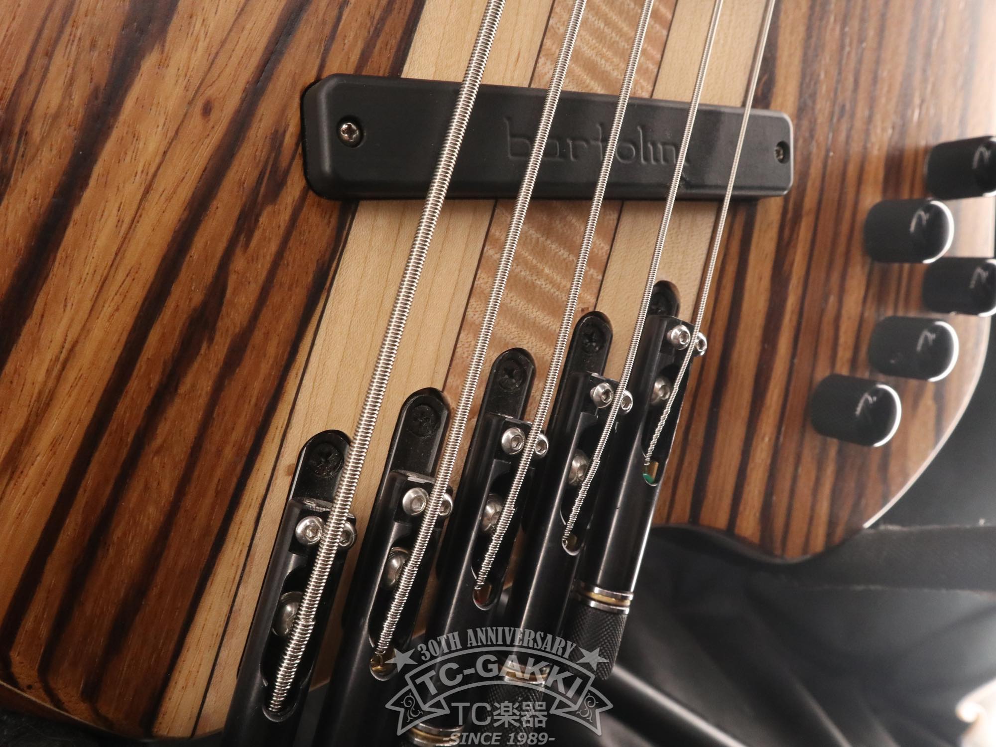 2024 Extreman headless 5 - TC楽器 - TCGAKKI