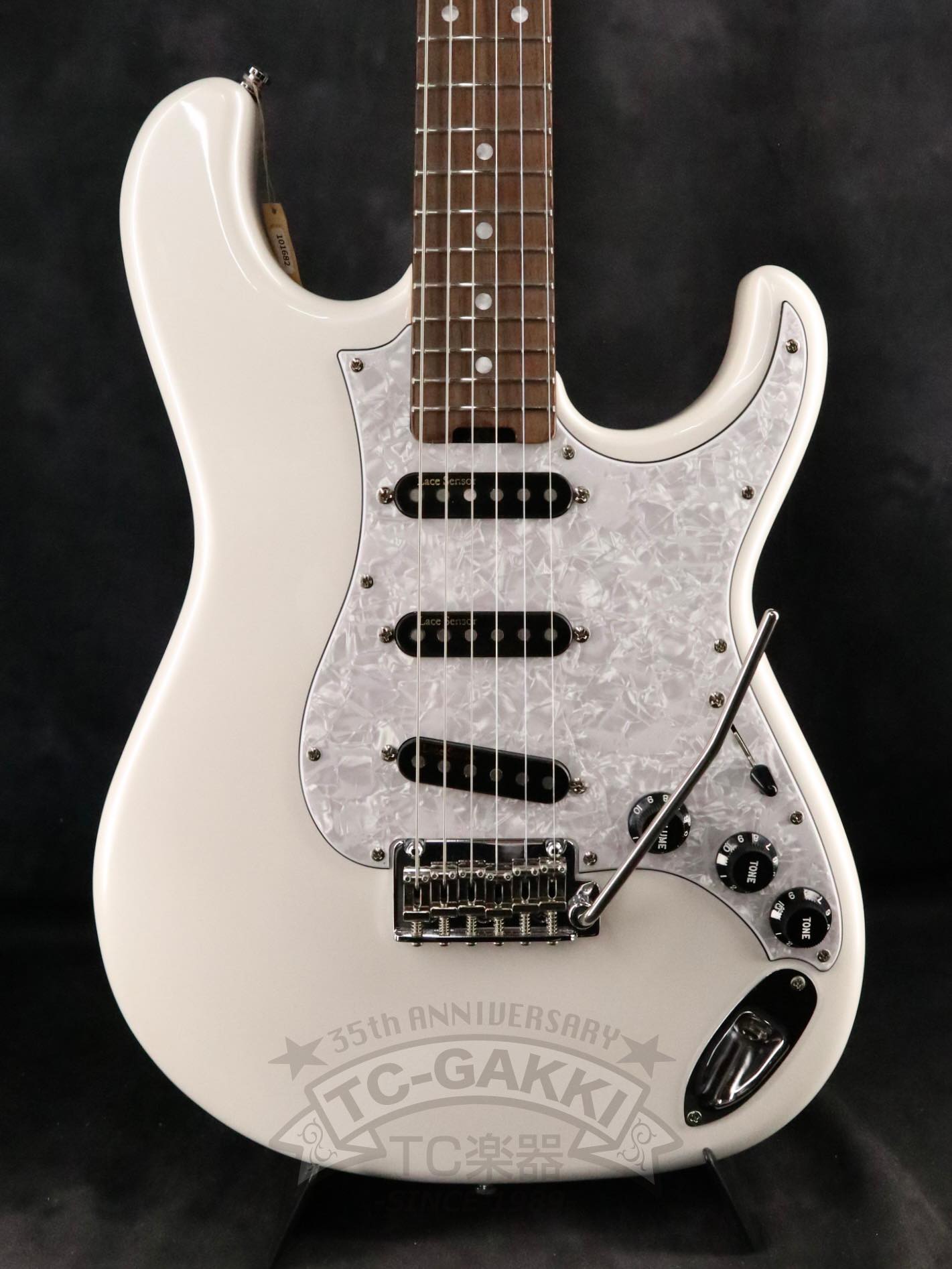 FERNANDES エレキギター ストラトタイプ 改造済み STC-70C FERNANDES STC-70 WH 税込販売価格 ￥26,800- 中古 80sスタイルが印象