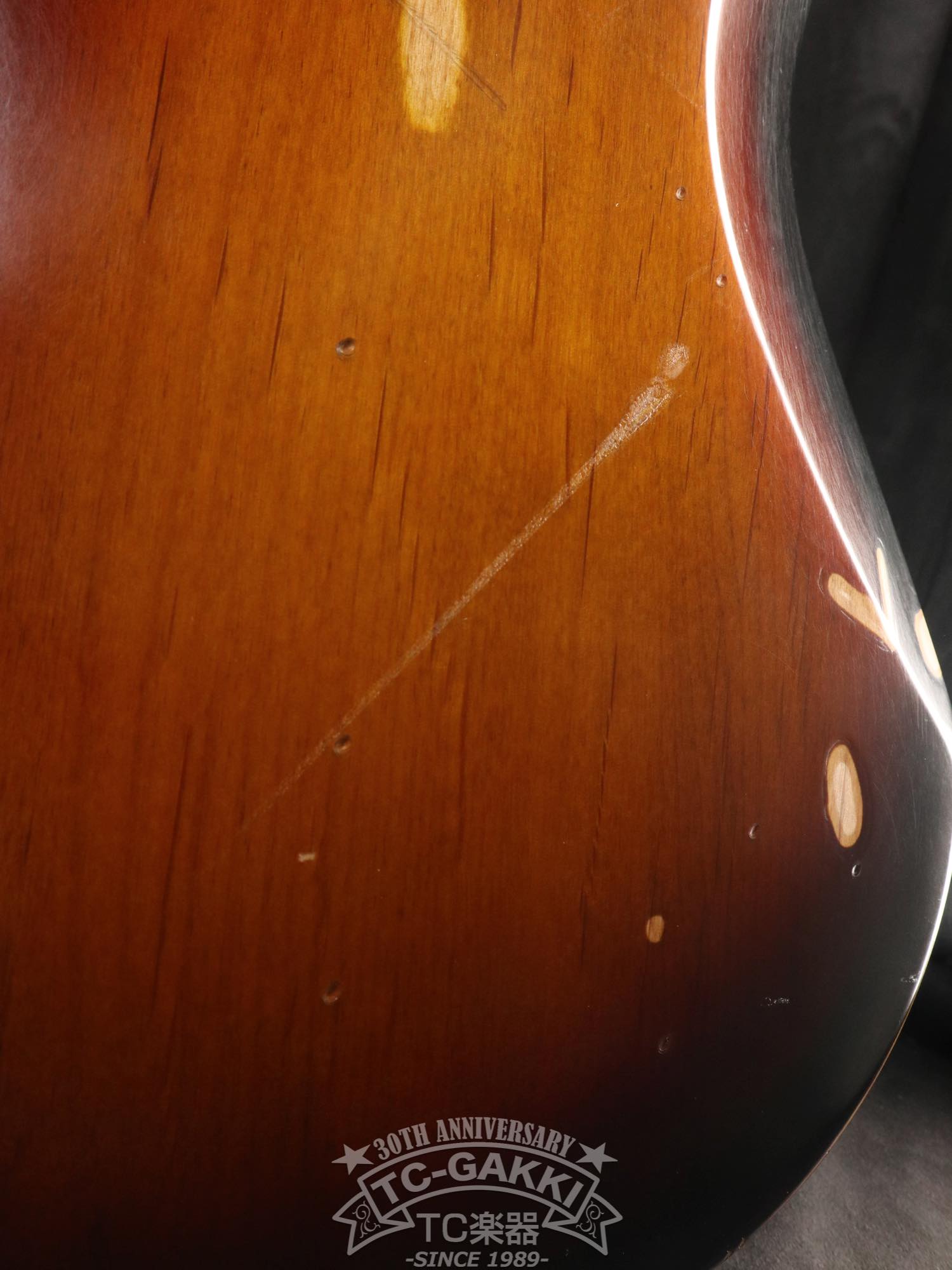 60th Anniversary Road Worn Jazz Bass - TC楽器 - TCGAKKI