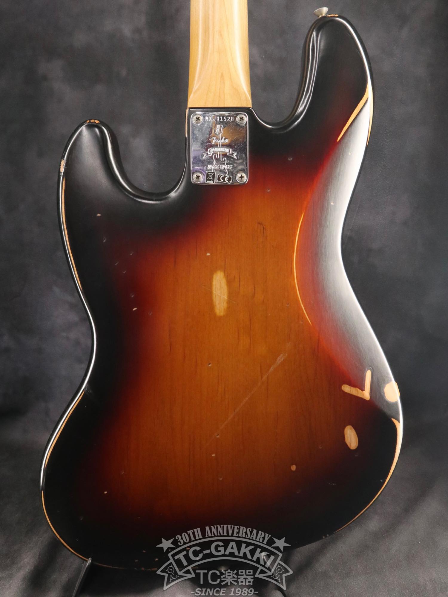 60th Anniversary Road Worn Jazz Bass - TC楽器 - TCGAKKI
