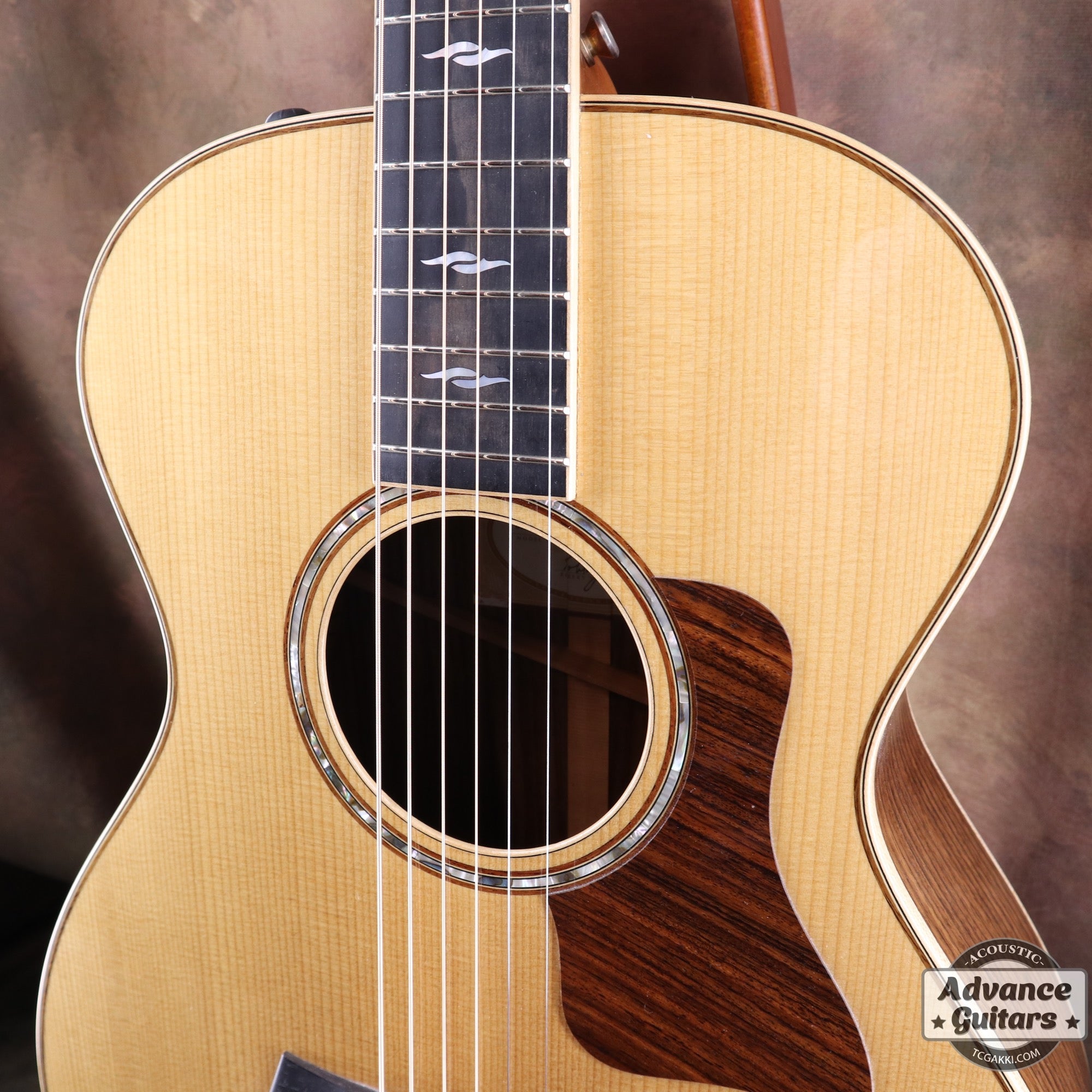Taylor 2014年製 812e 12Fret - TC楽器 - TCGAKKI