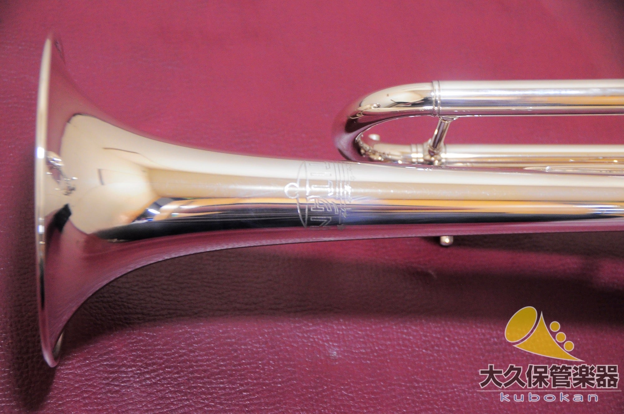 ストンビ DA32S “TITÁN” B♭管トランペット