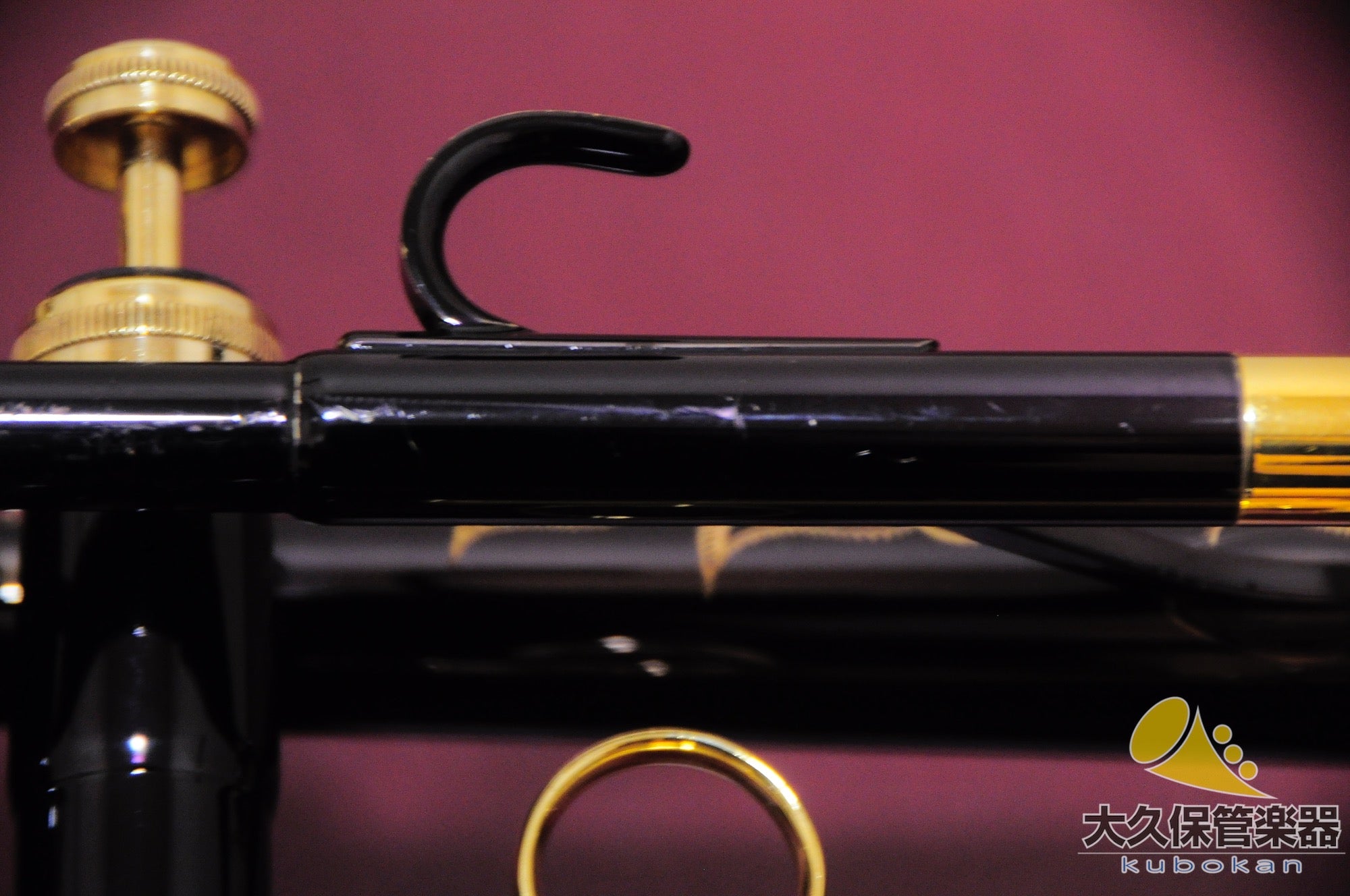 Martin Committee T-3460 Black Lacquer with Engraved Pattern B♭ Trumpet