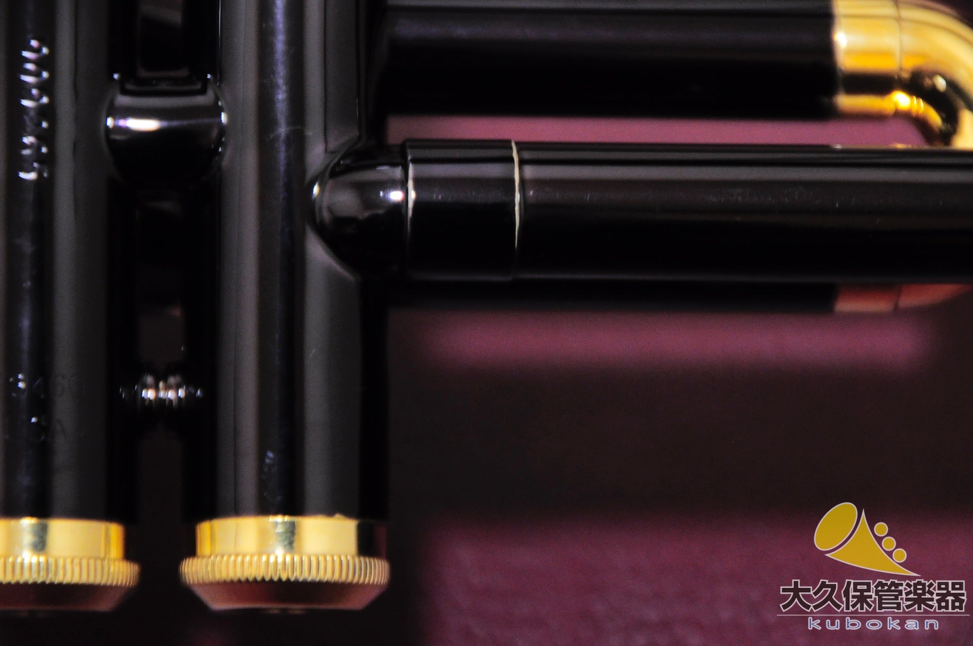 Martin Committee T-3460 Black Lacquer with Engraved Pattern B♭ Trumpet