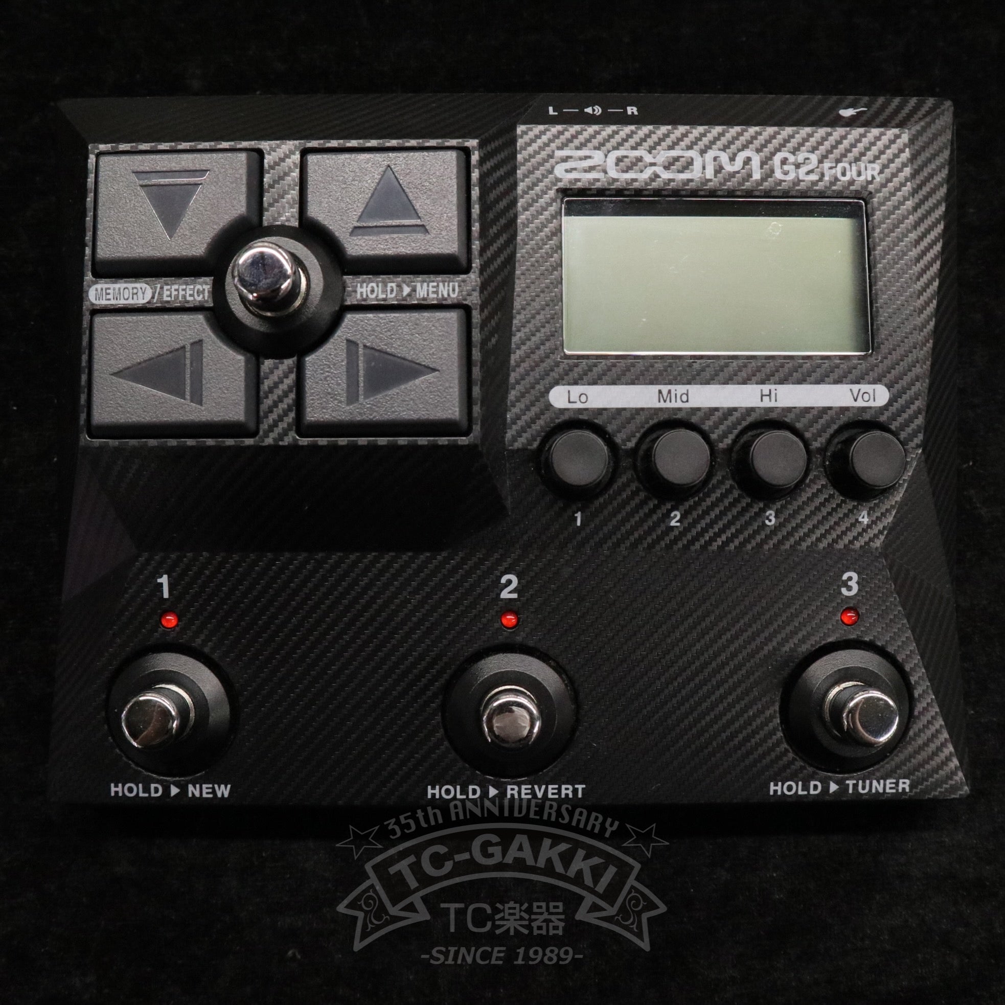 ZOOM G2 FOUR EFFECTS & AMP EMULATOR
