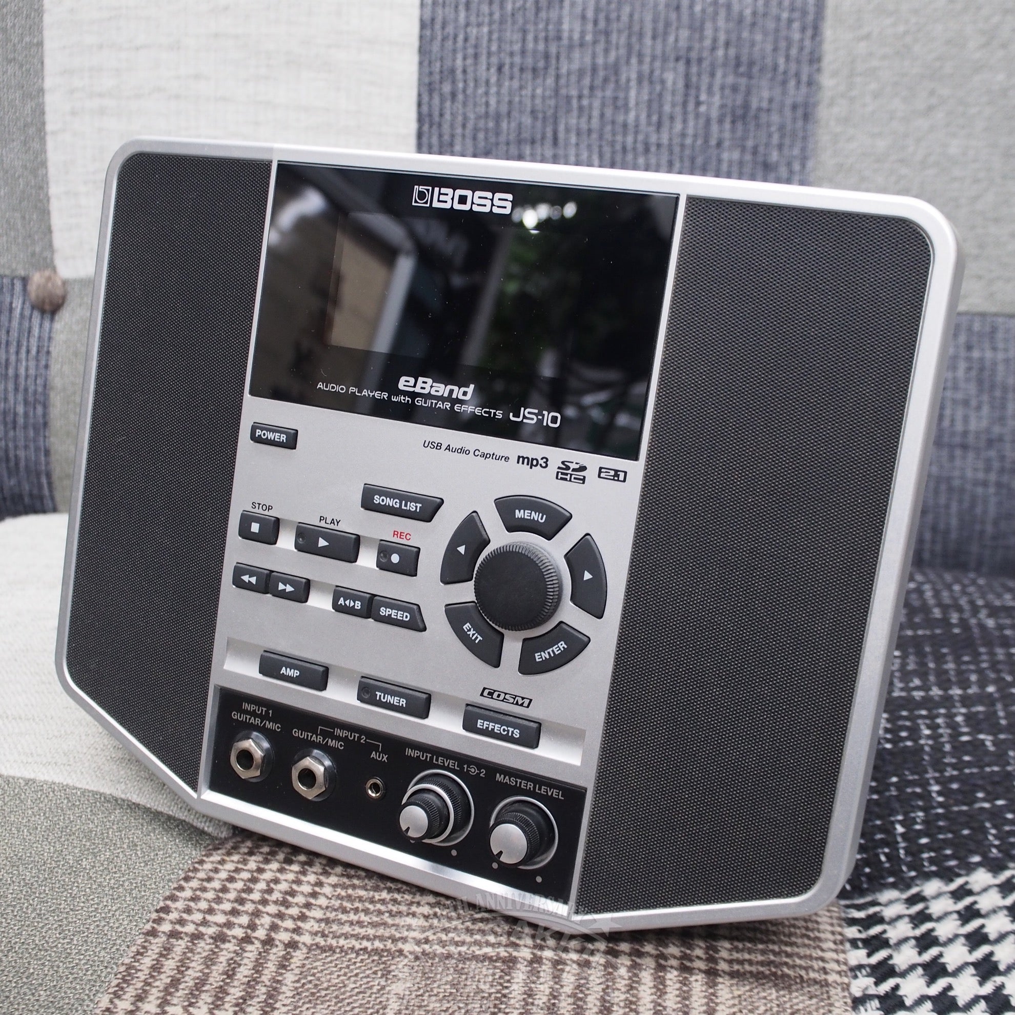 JS-10 “eBand” AUDIO PLAYER with GUITAR EFFECTS