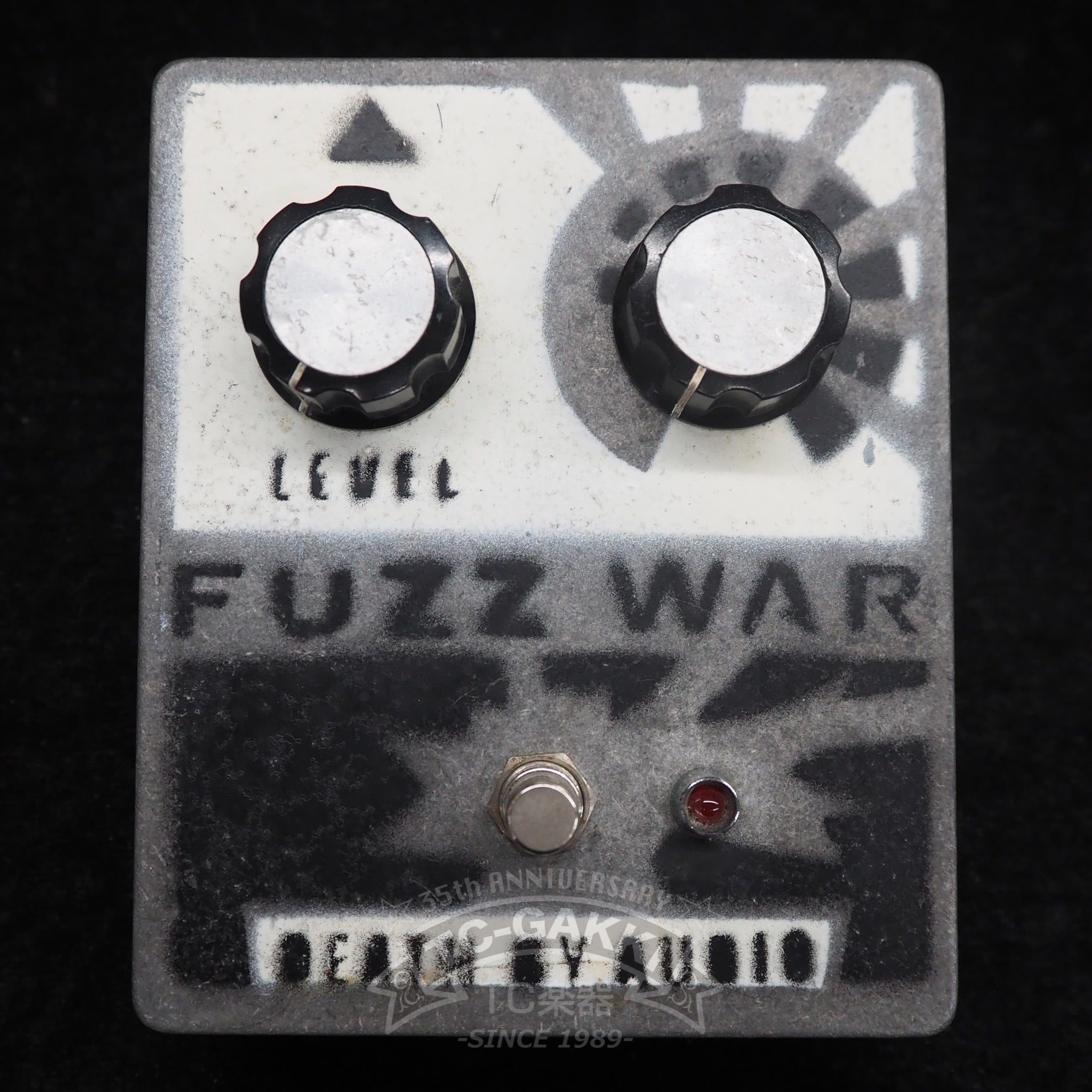 DEATH BY AUDIO FUZZ WAR