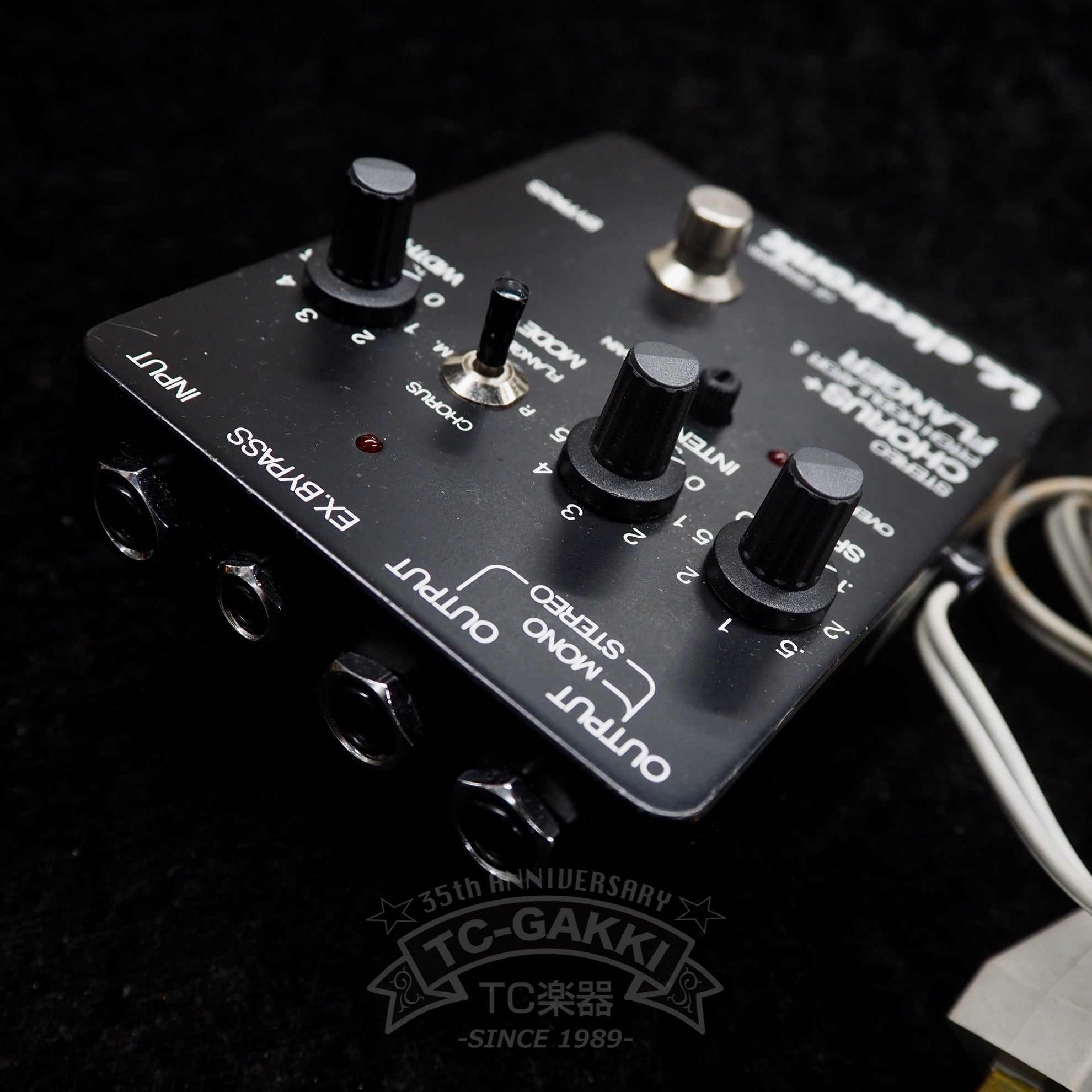 t.c. electronic STEREO CHORUS+ PITCH MODULATOR & FLANGER (SCF)