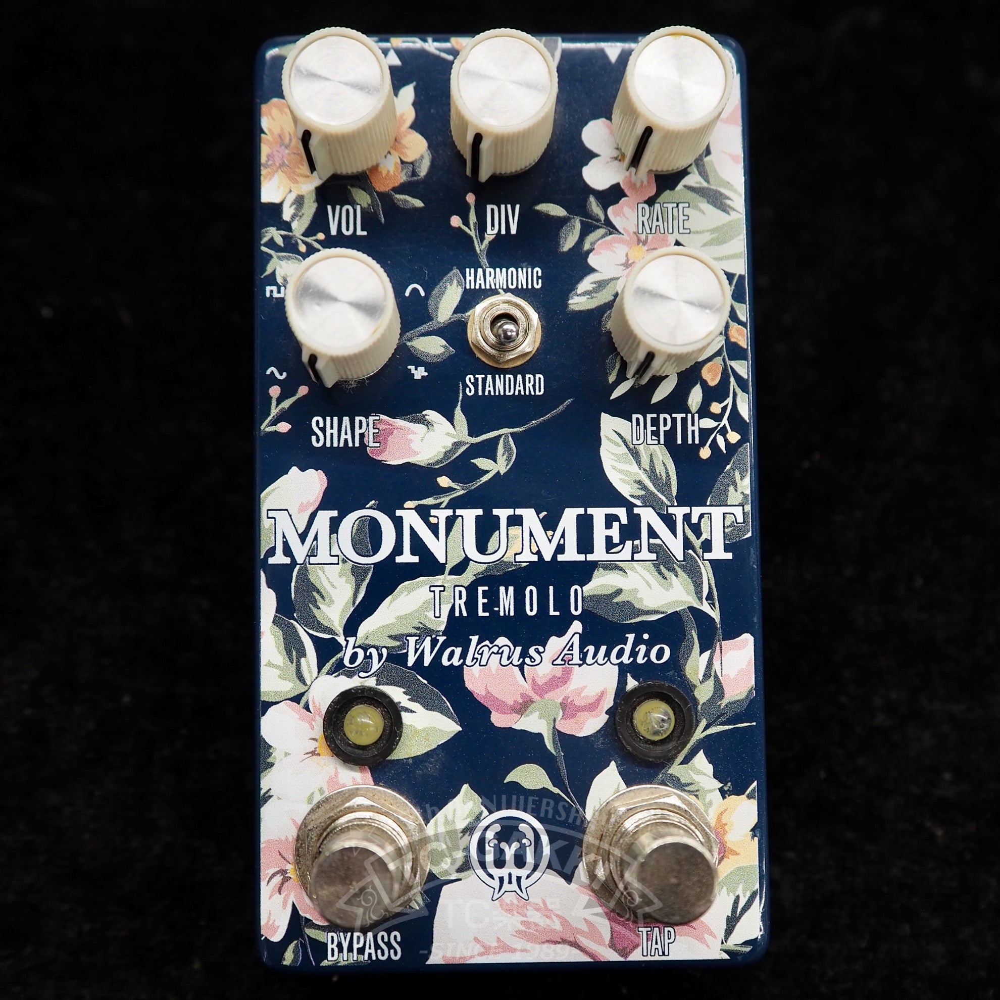 WALRUS AUDIO MONUMENT Floral Series