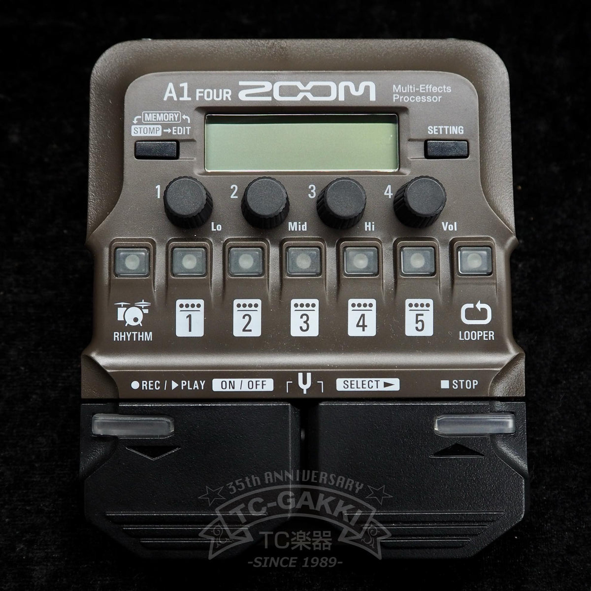 ZOOM A1 FOUR Multi-Effects Processor