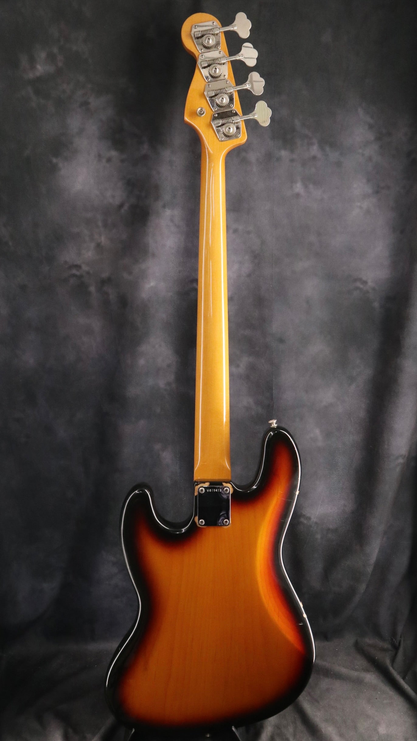 1995 Fender USA American Vintage ‘62 Jazz Bass Stack Knob