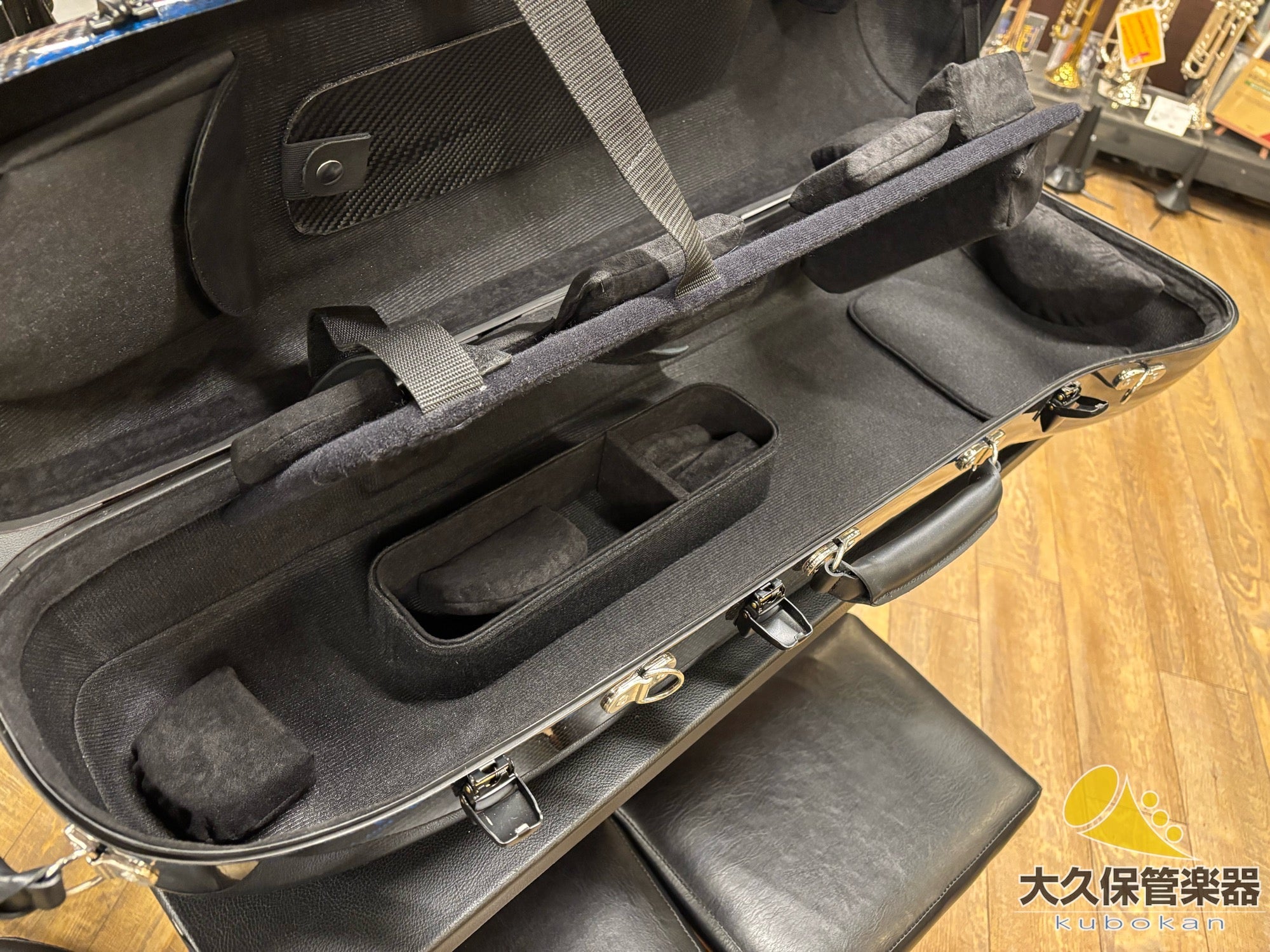 【大特価】Accord バストロンボーン用ケース ハイブリッド/ブラック - TC楽器 - TCGAKKI