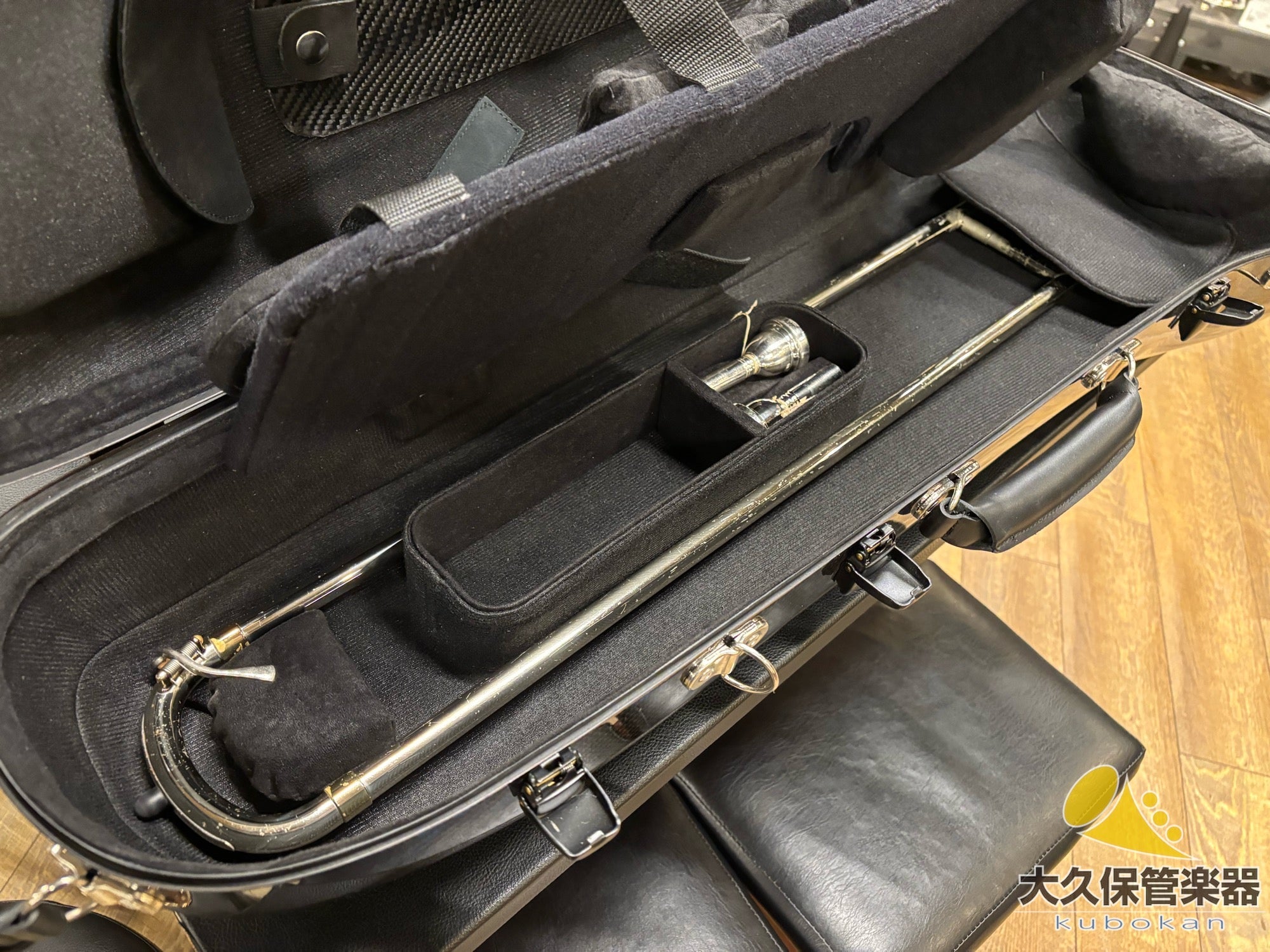 アコード　ウルトラライト　トロンボーンケース 大特価】Accord バストロンボーン用ケース ウルトラライト/ブルー