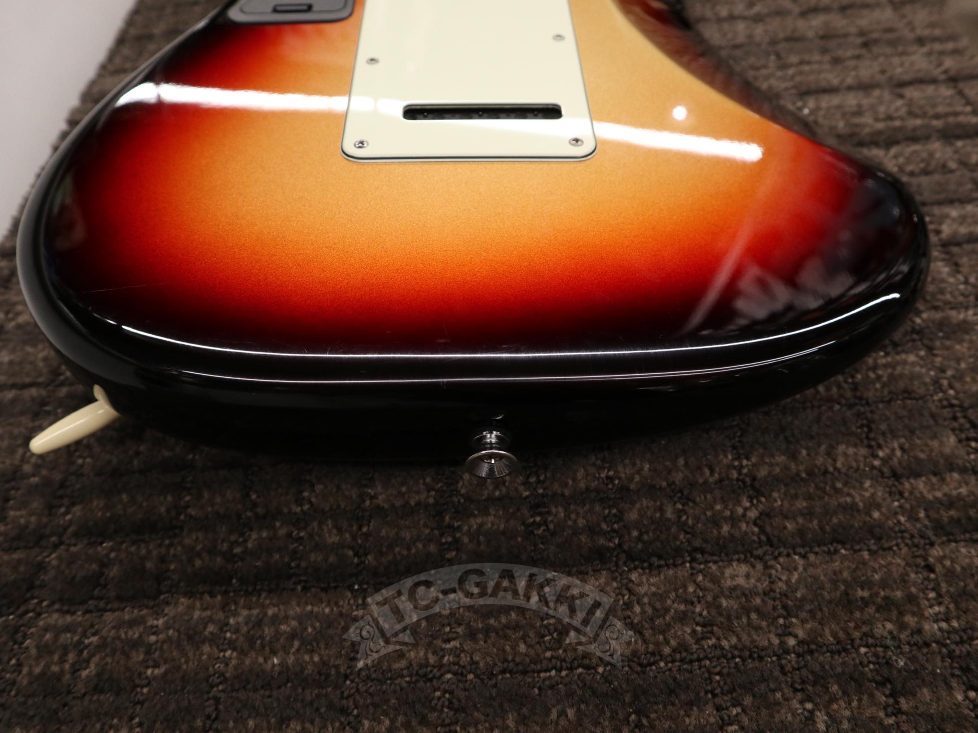 American Deluxe Stratocaster Plus HSS - TC楽器 - TCGAKKI