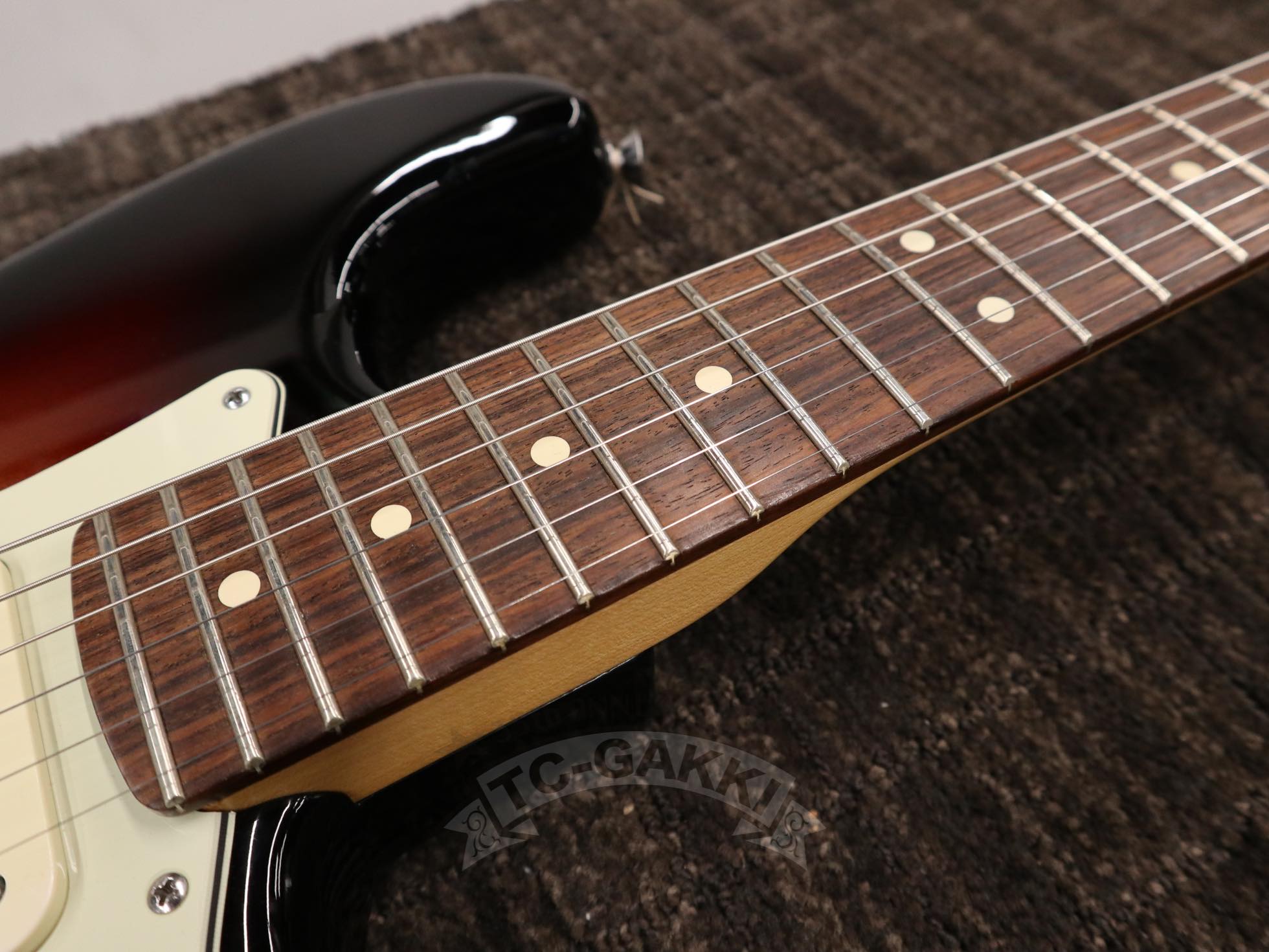 American Deluxe Stratocaster Plus HSS - TC楽器 - TCGAKKI