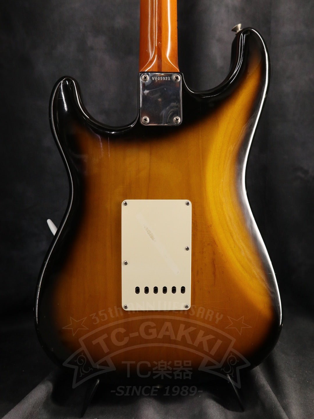 American Vintage '57 Stratocaster - TC楽器 - TCGAKKI