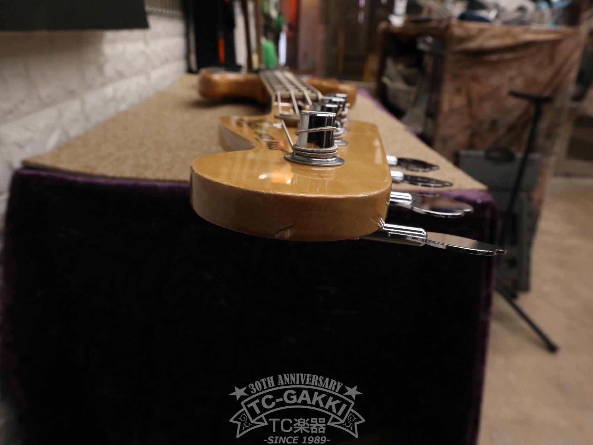 American Vintage '75 Jazz Bass Mod. - TC楽器 - TCGAKKI