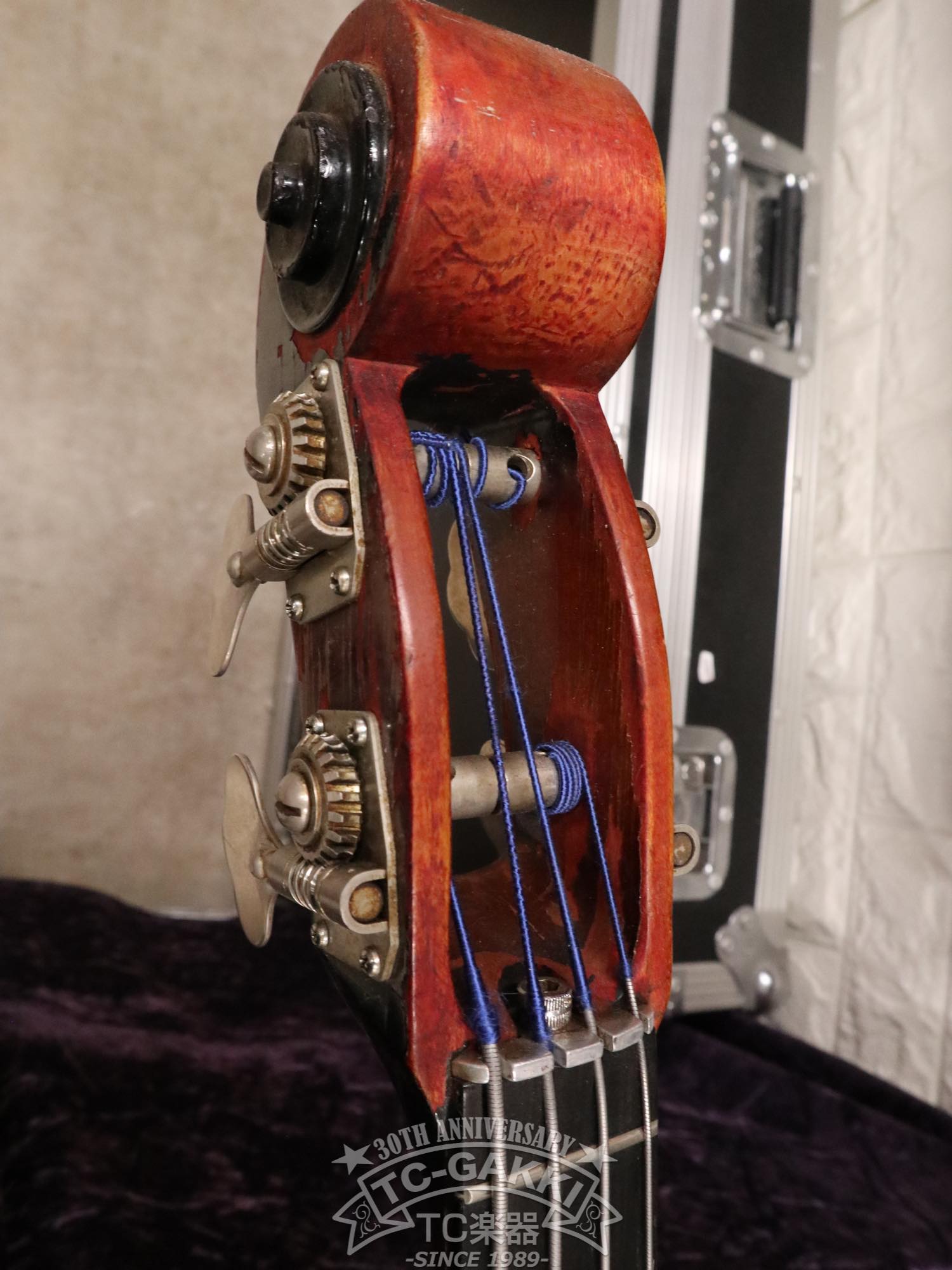 Ampeg 1968 AMUB-1 Scroll Bass - TC楽器 - TCGAKKI