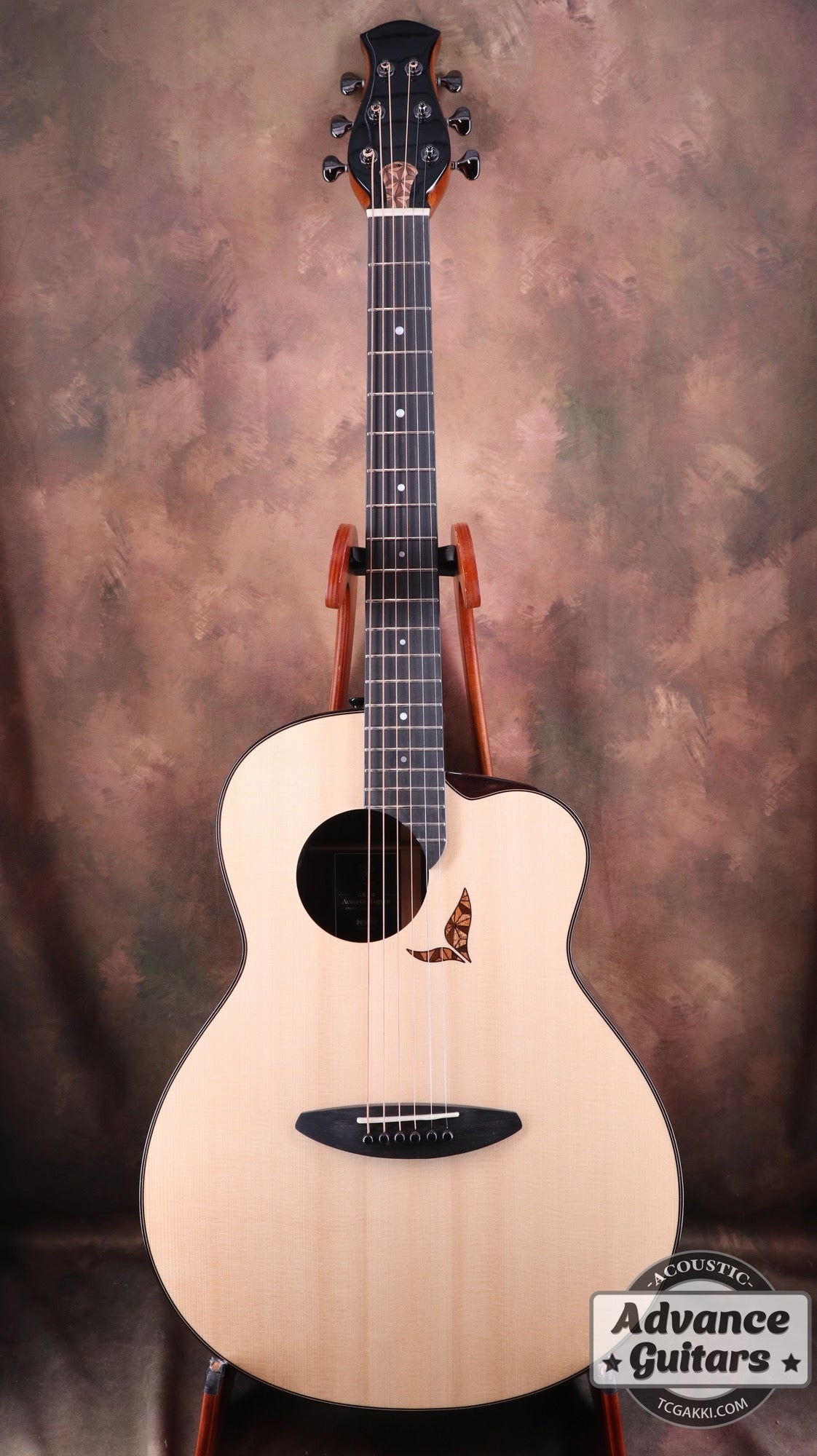 ヤスマnew.anceギターNo.704希少。 ヤスマnew.anceギターNo.704希少。