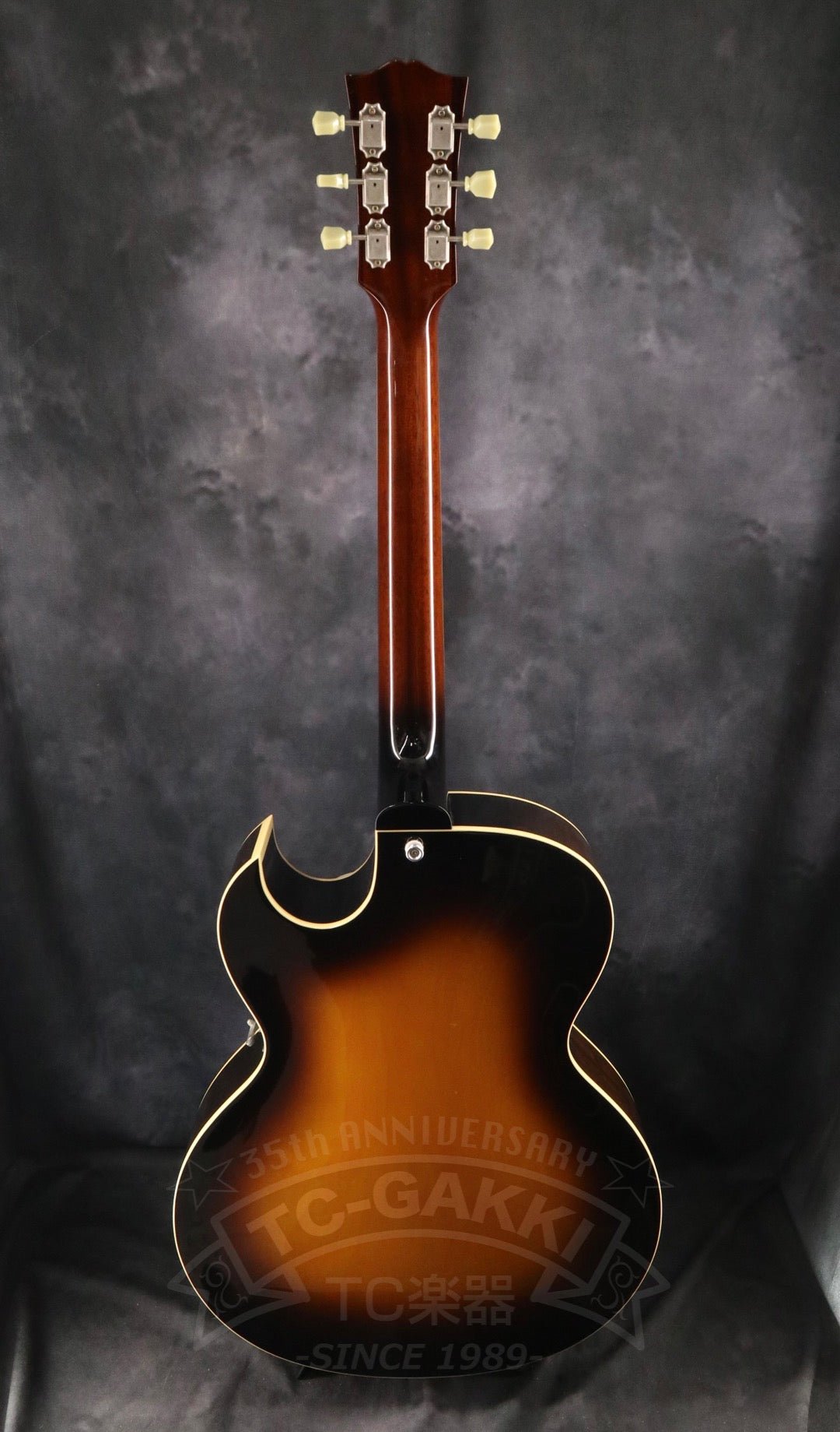 Archtop Tribute AT102CL - TC楽器 - TCGAKKI