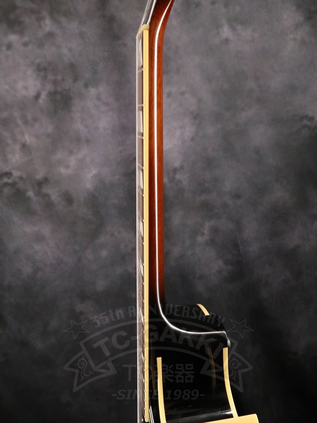 Archtop Tribute AT102CL - TC楽器 - TCGAKKI