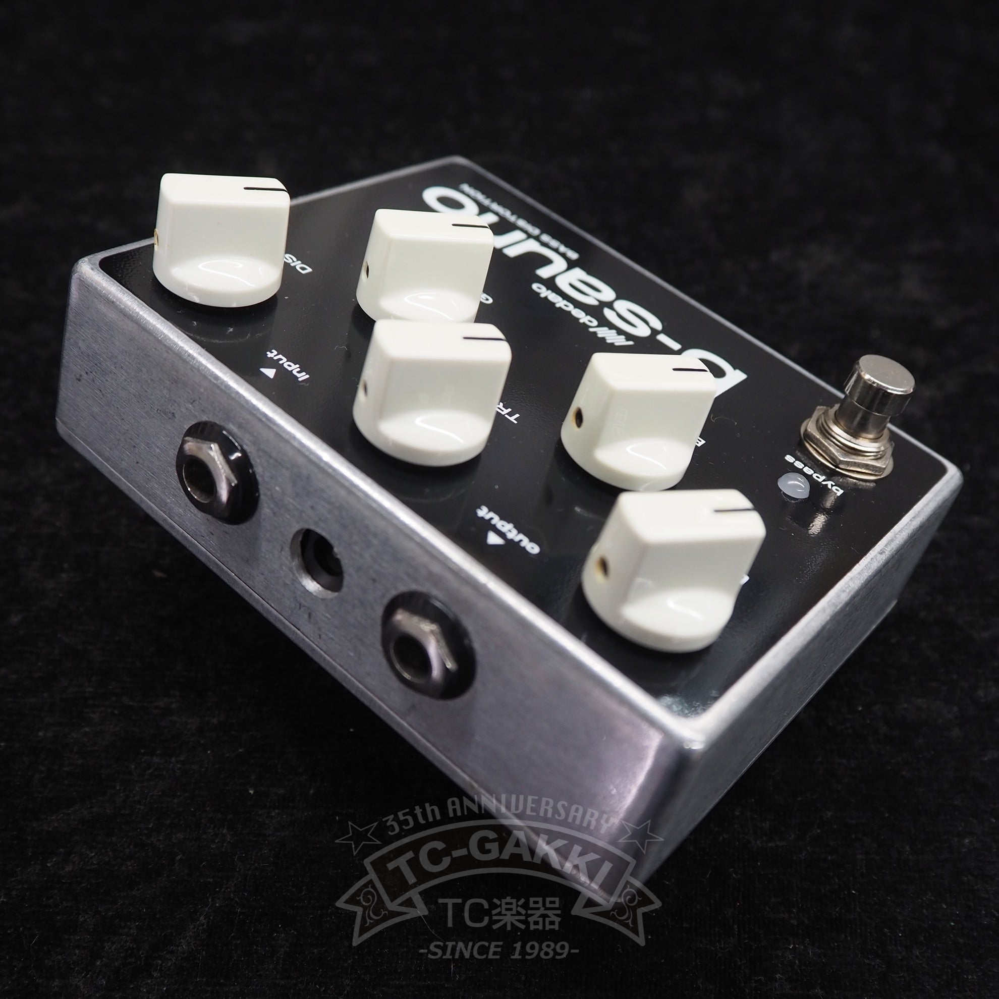 b - saurio BASS DISTORTION - TC楽器 - TCGAKKI