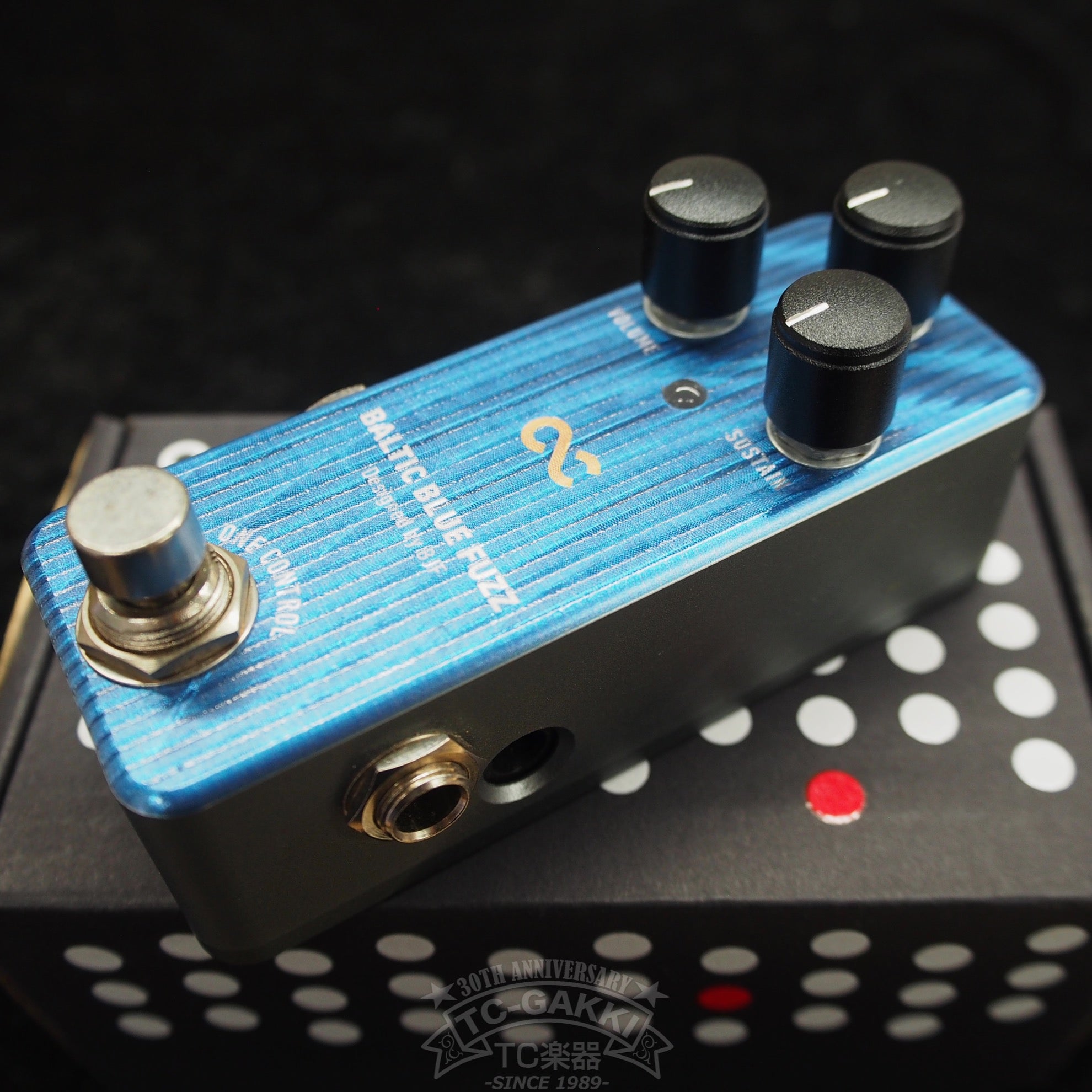 BALTIC BLUE FUZZ - TC楽器 - TCGAKKI