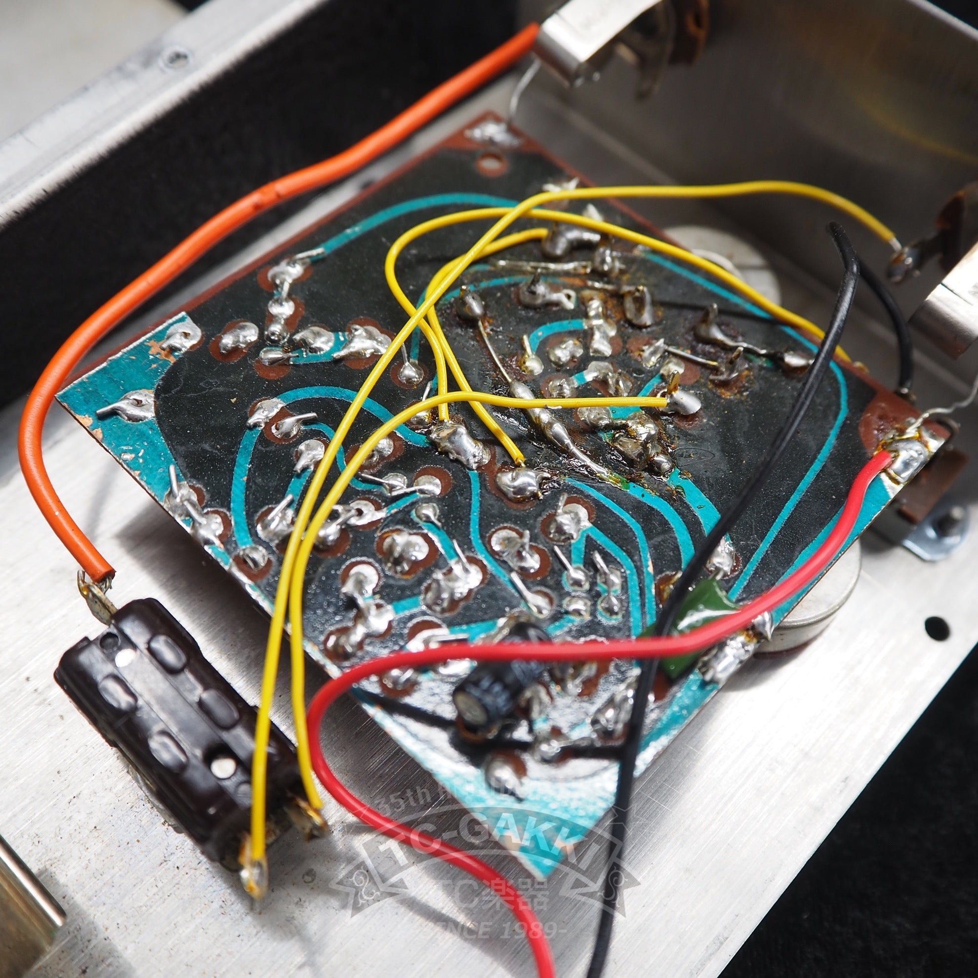 BIG MUFF π “1st Triangle" - TC楽器 - TCGAKKI