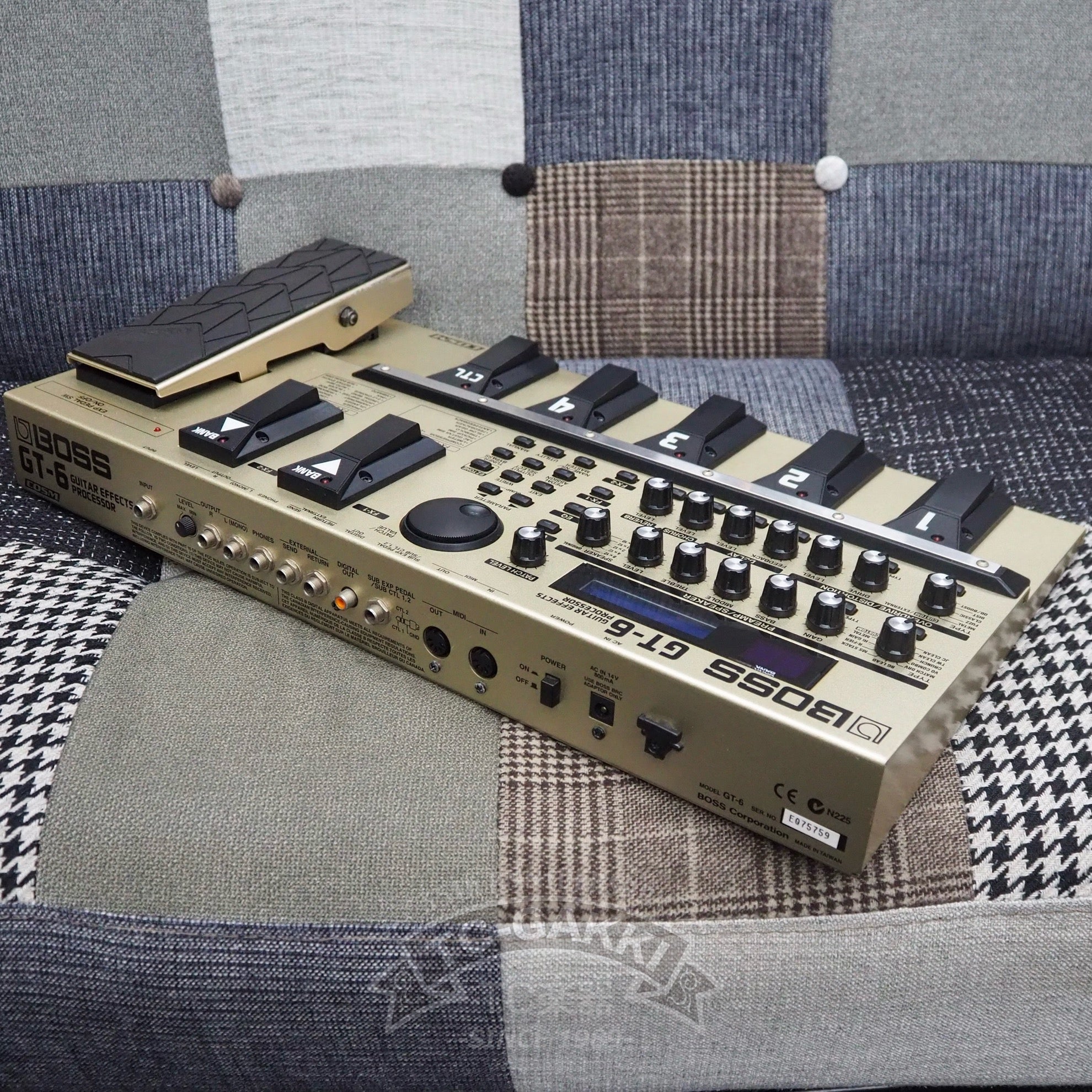 BOSS GT-6 GUITAR EFFECTS PROCESSOR - TC楽器 - TCGAKKI