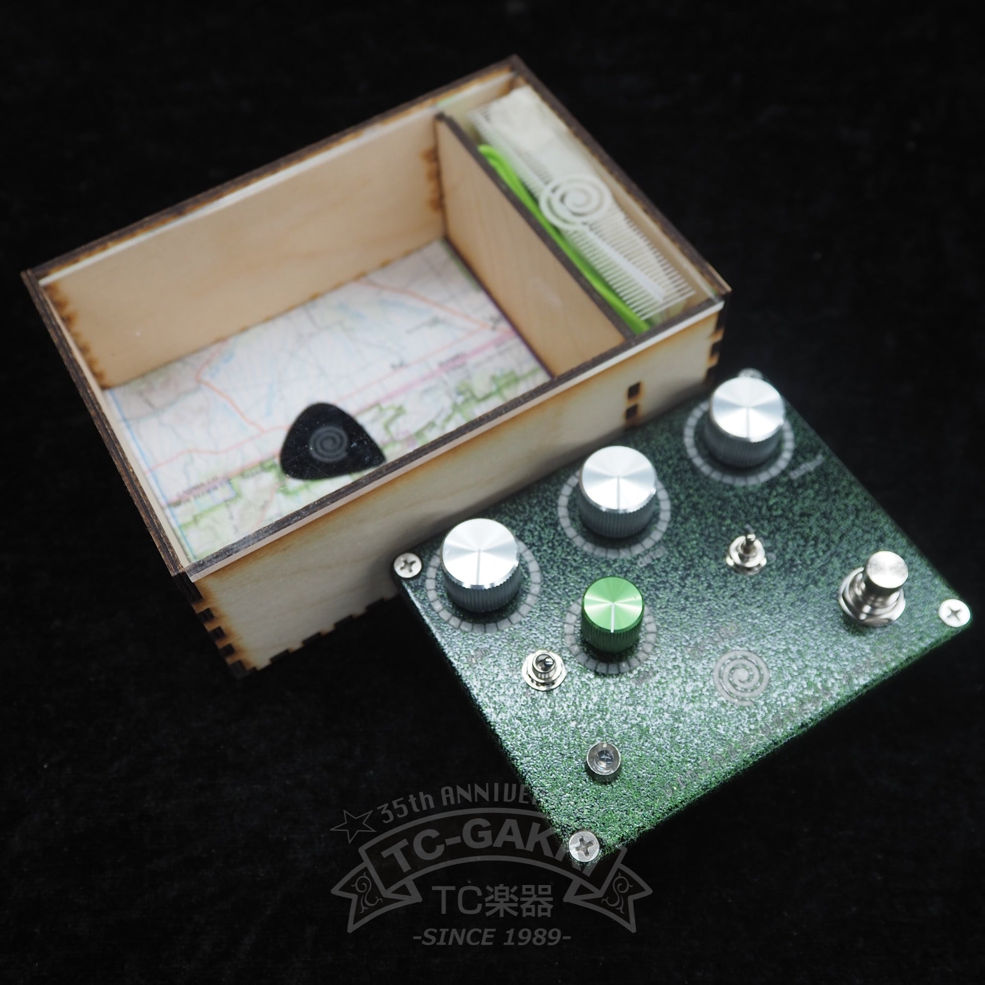 brute vintage voiced fuzz - TC楽器 - TCGAKKI