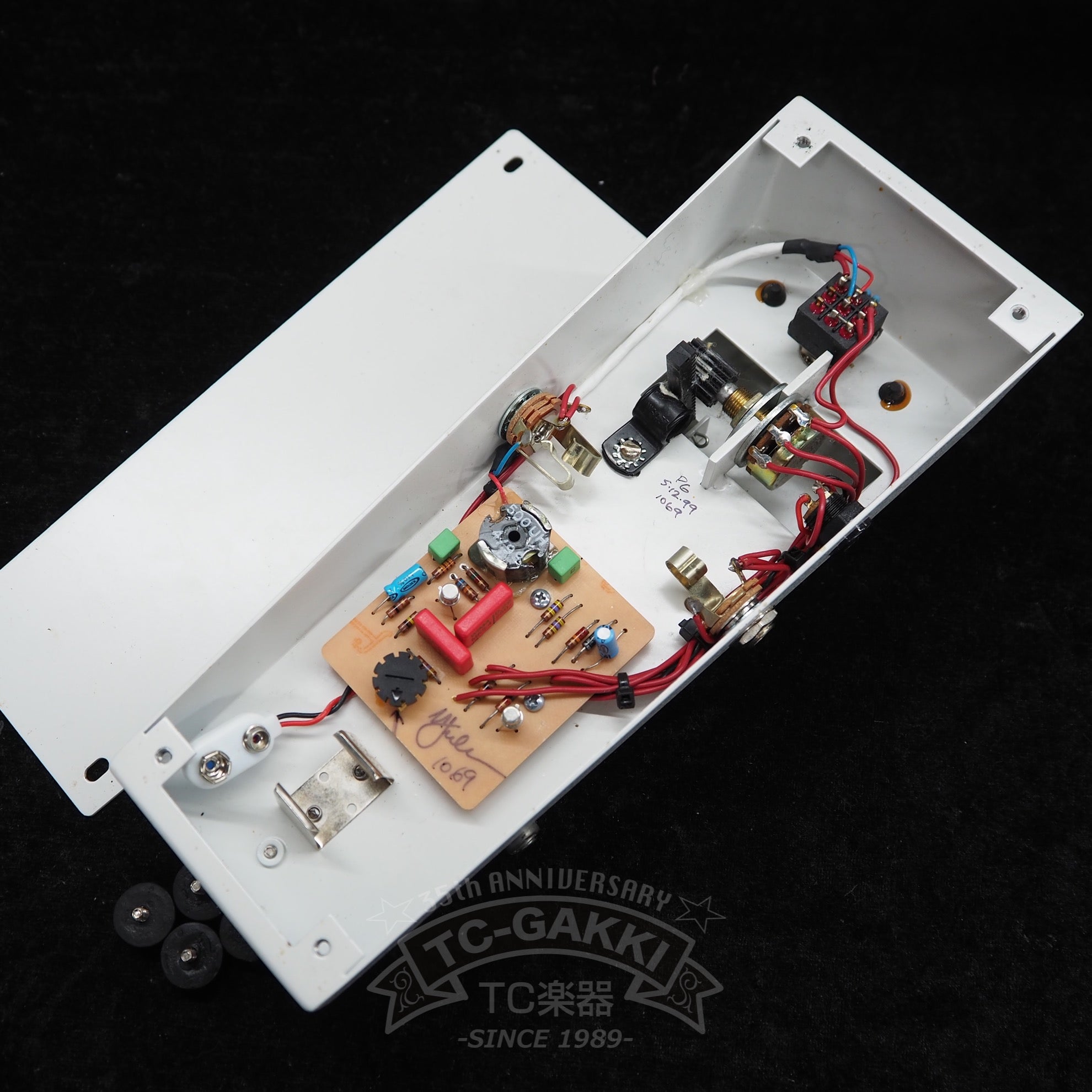 CLYDE Wah Wah Pedal (White)