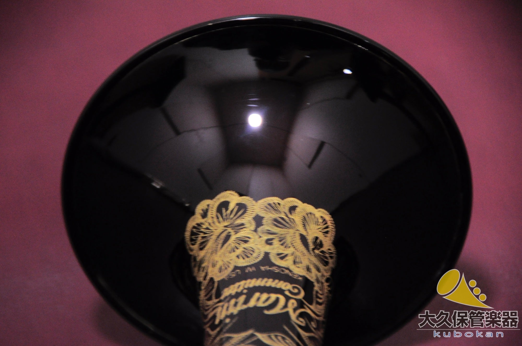 マーチン Committee T - 3460 Black Lacquer 彫刻模様入り B♭トランペット - TC楽器 - TCGAKKI