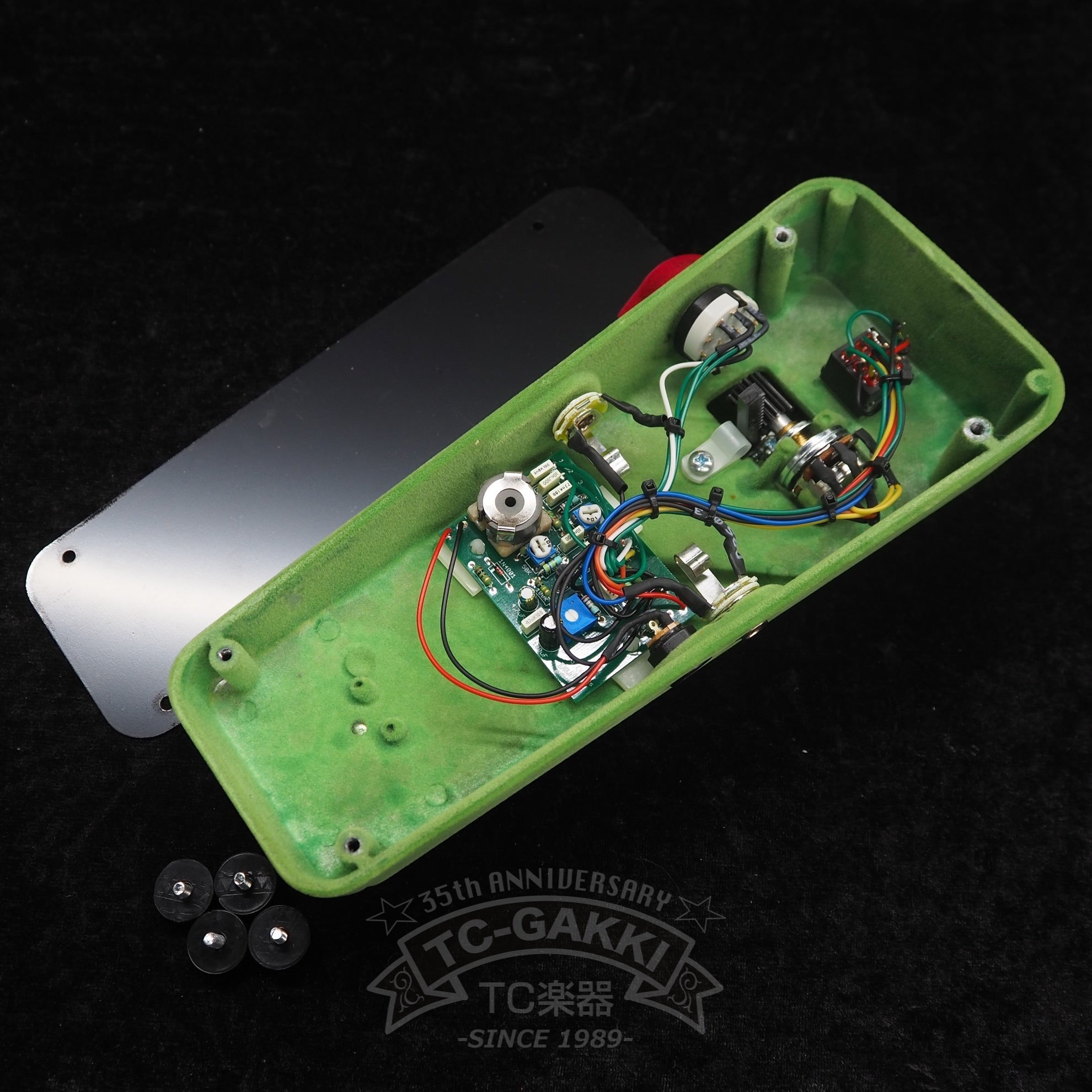 DR.NO Effects Holy Wahcamoly (Wah Wah Pedal) "10th Anniversary Reissue" - TC楽器 - TCGAKKI