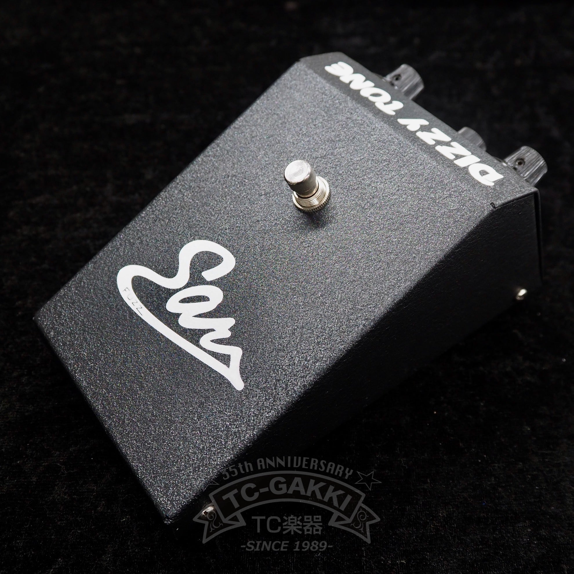 EAR FUZZ EFFECTS DIZZY TONE