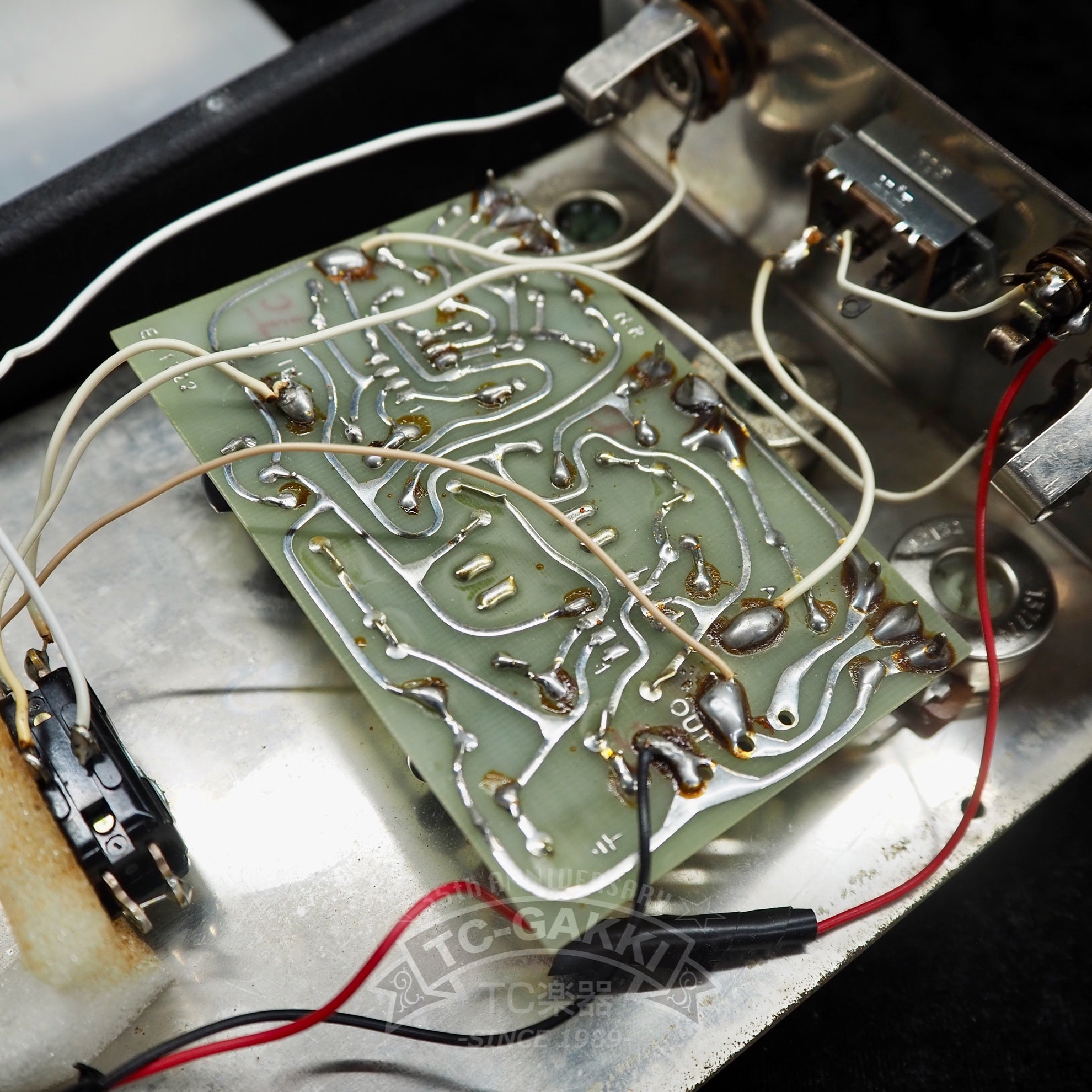 EH1322 BIG MUFF π (3rd/OP - IC Ver.) - TC楽器 - TCGAKKI