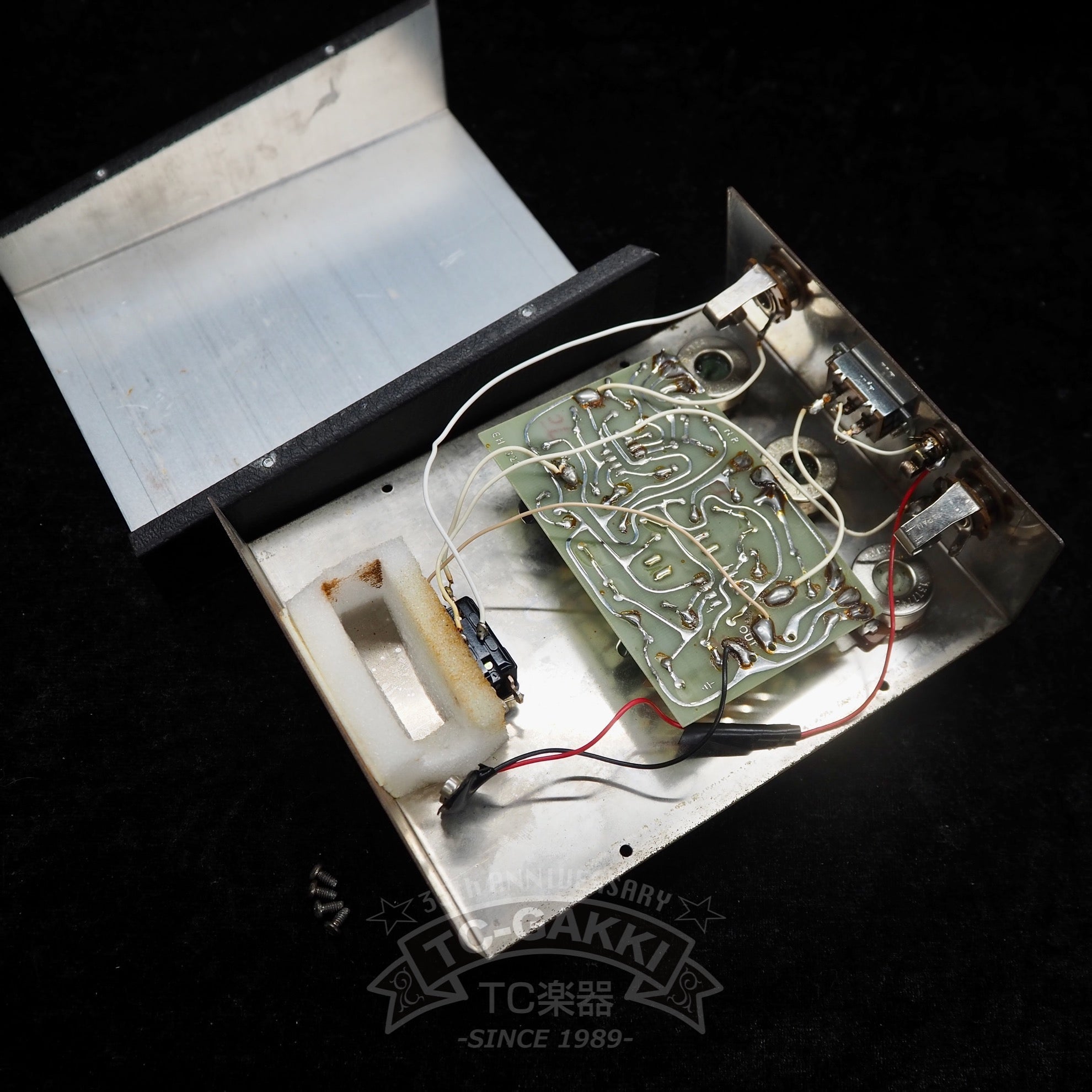 EH1322 BIG MUFF π (3rd/OP - IC Ver.) - TC楽器 - TCGAKKI