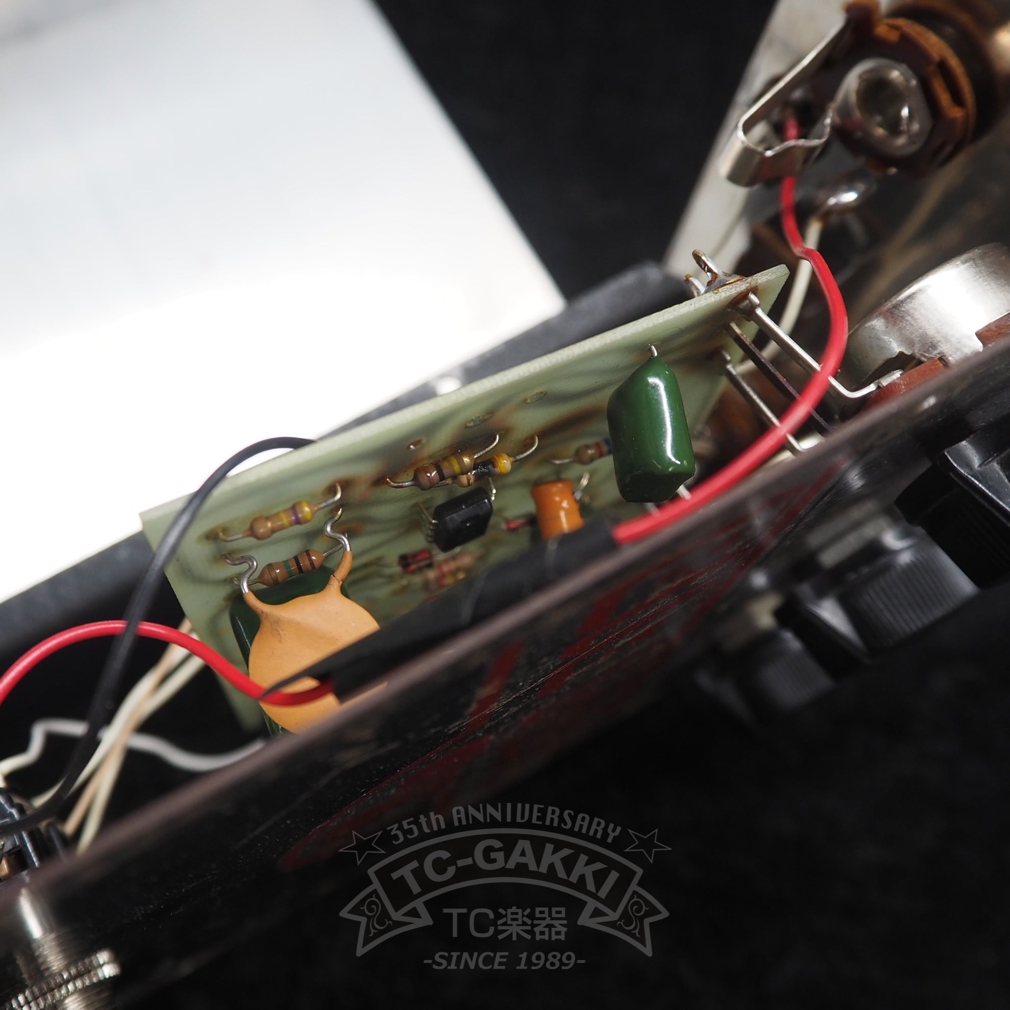 EH1322 BIG MUFF π (3rd/OP - IC Ver.) - TC楽器 - TCGAKKI