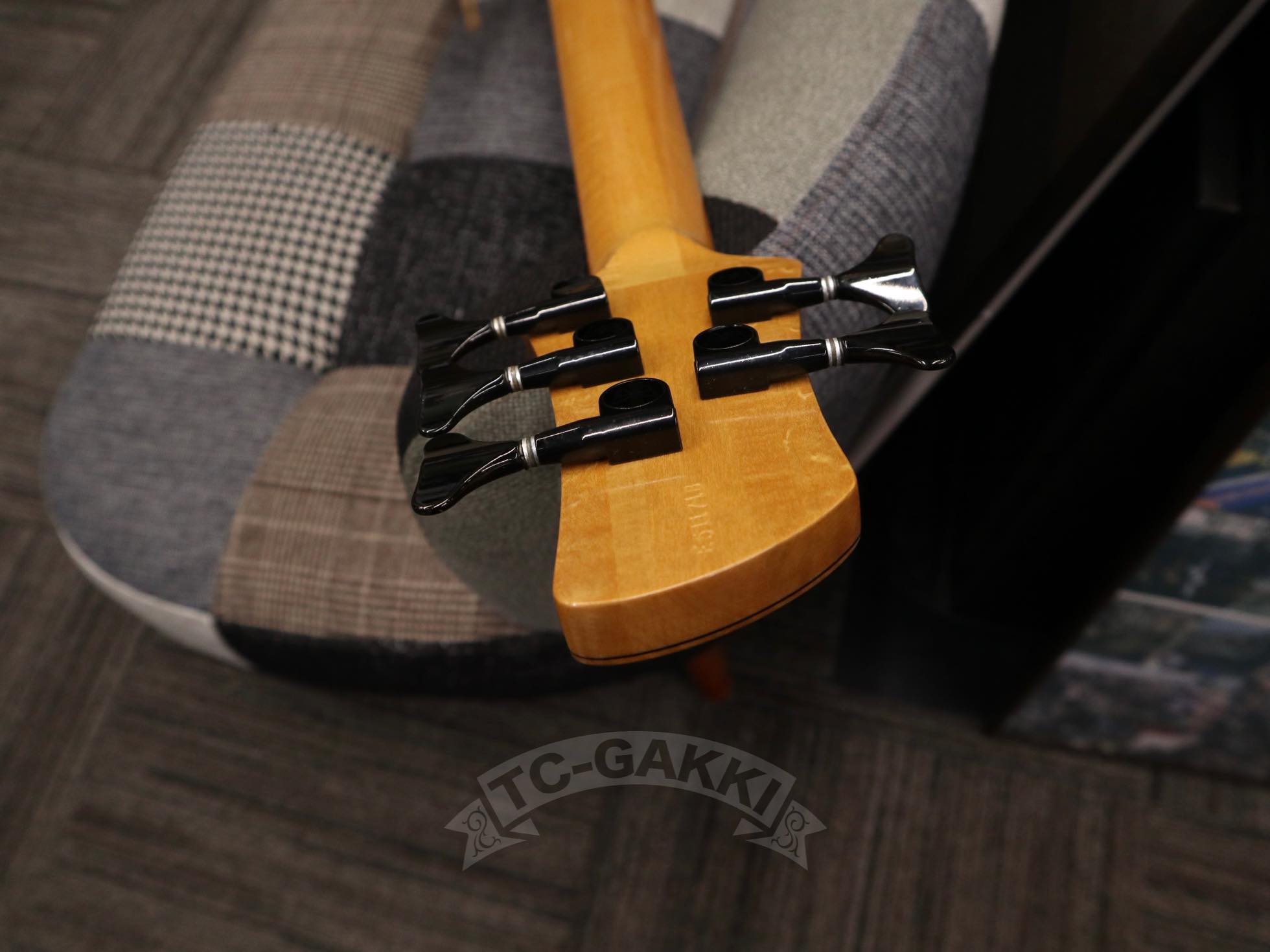 Emperor 5st Bolt - on - TC楽器 - TCGAKKI