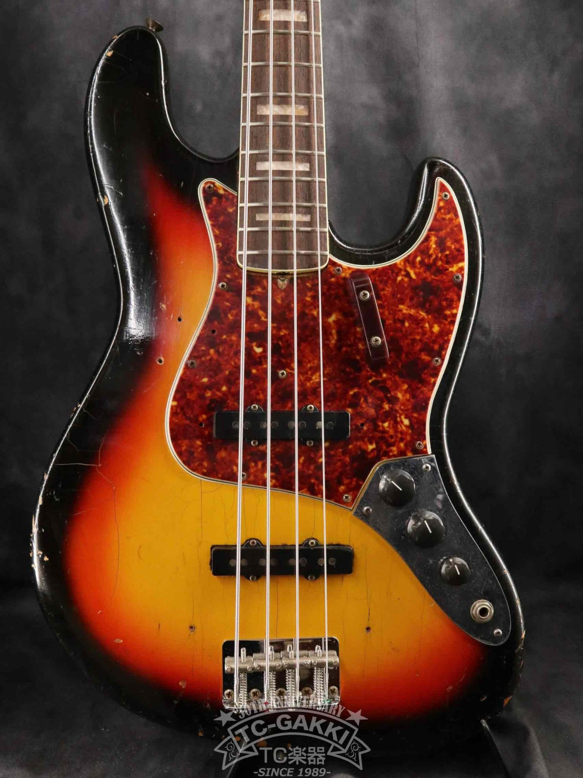Fender 1966 Jazz Bass Refinish. - TC楽器 - TCGAKKI