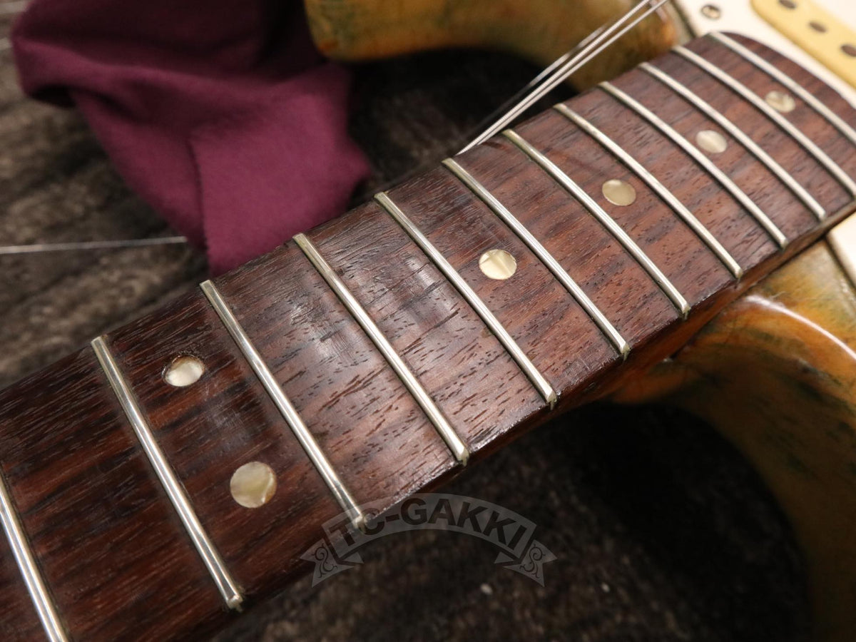 Fender 1969 STRATOCASTER - TC楽器 - TCGAKKI